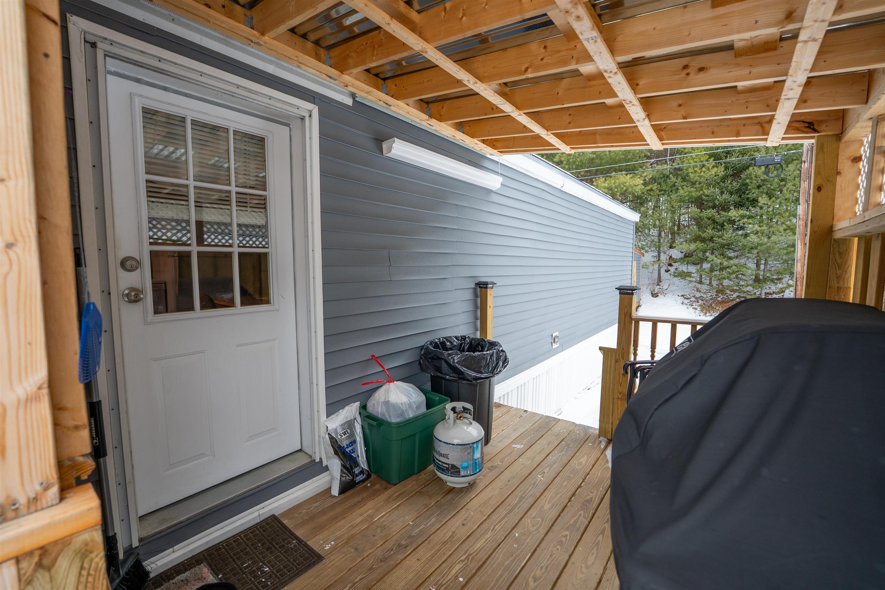 41 Meadowmist Dr, Dalton, NH 03598