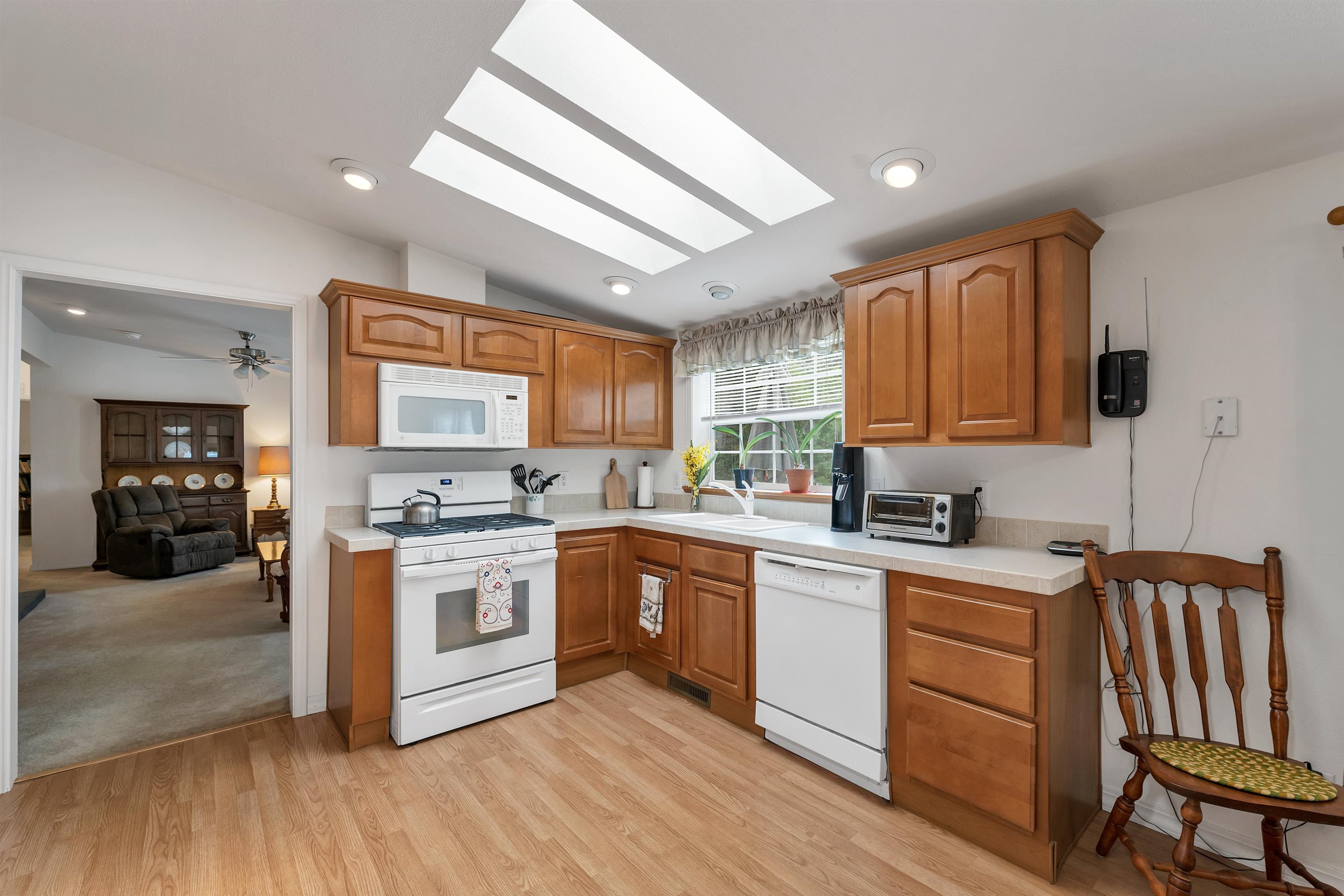 70 Osprey Rd, Alton, NH 03809