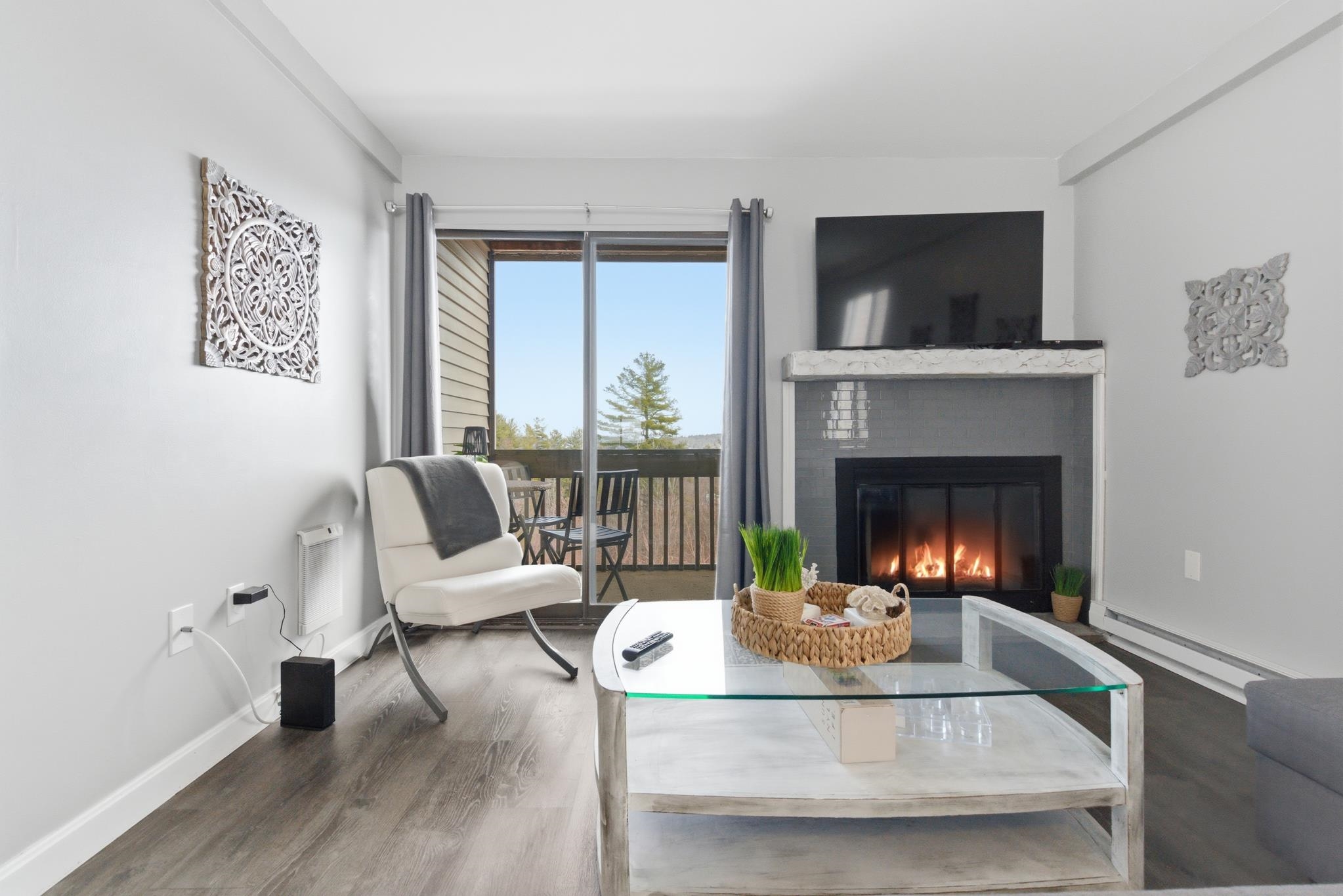 75 Treetop Circle — photo 1