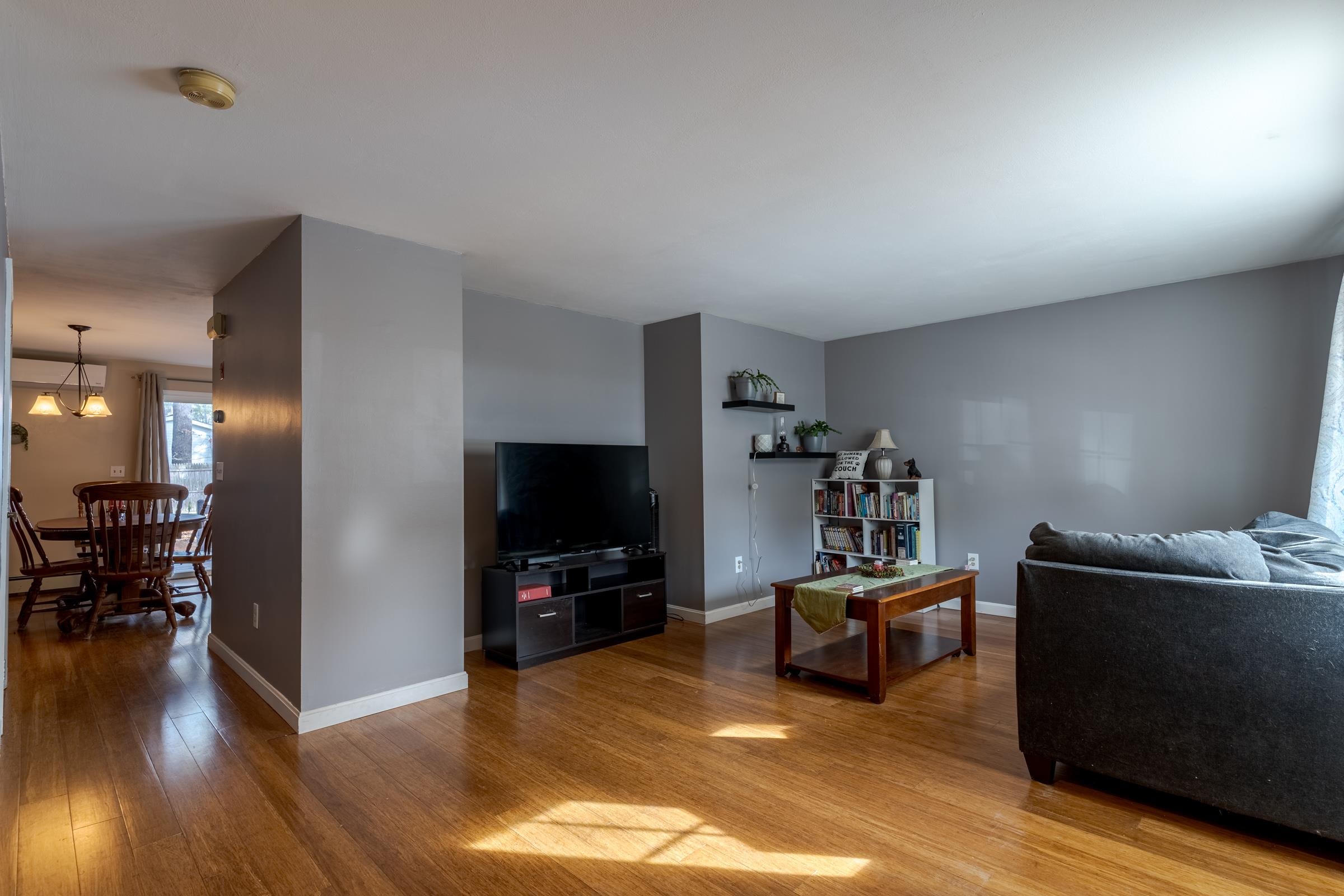 165 Blackwater Rd, Somersworth, NH 03878