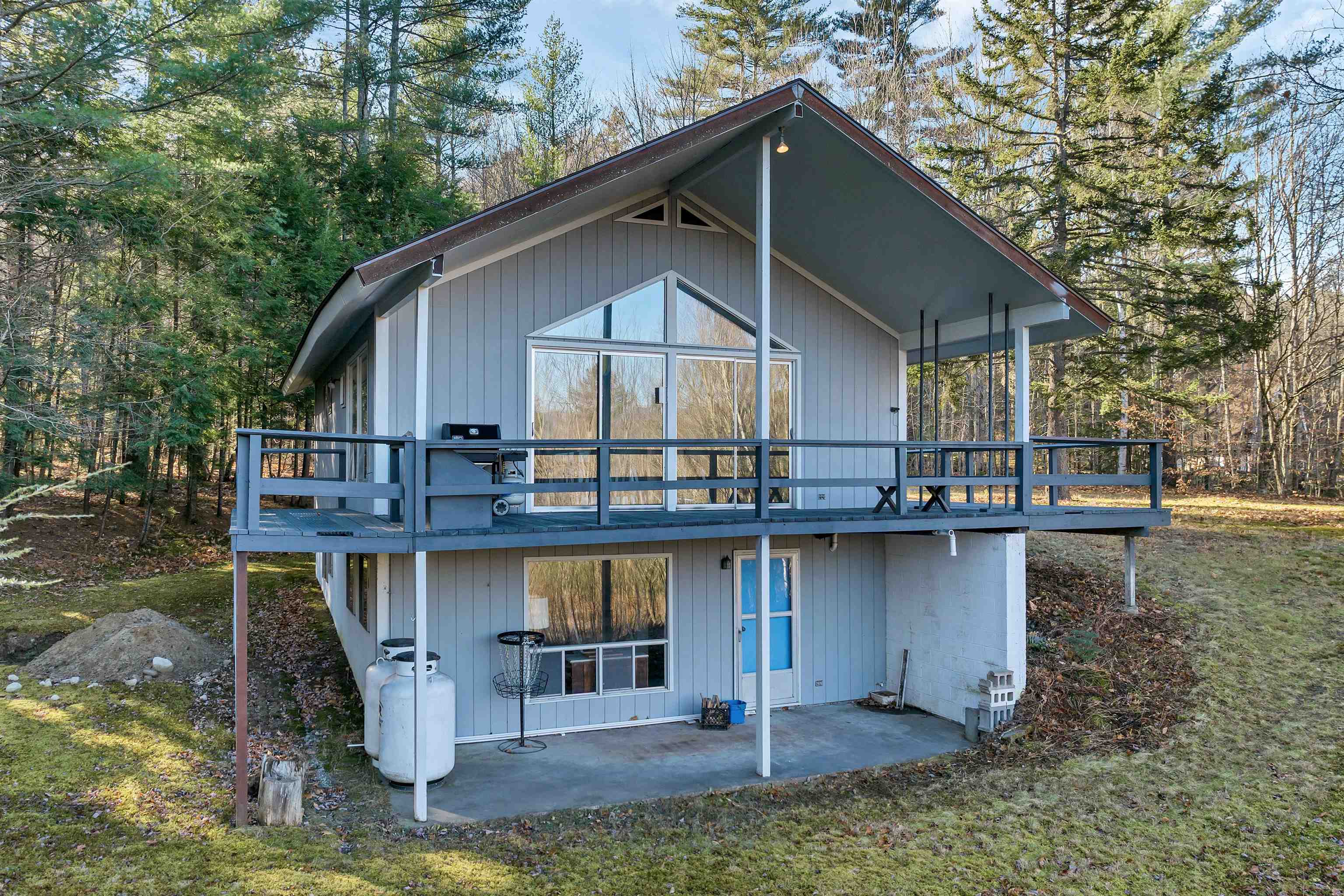 69 Grandview Dr, Woodstock, NH 03293