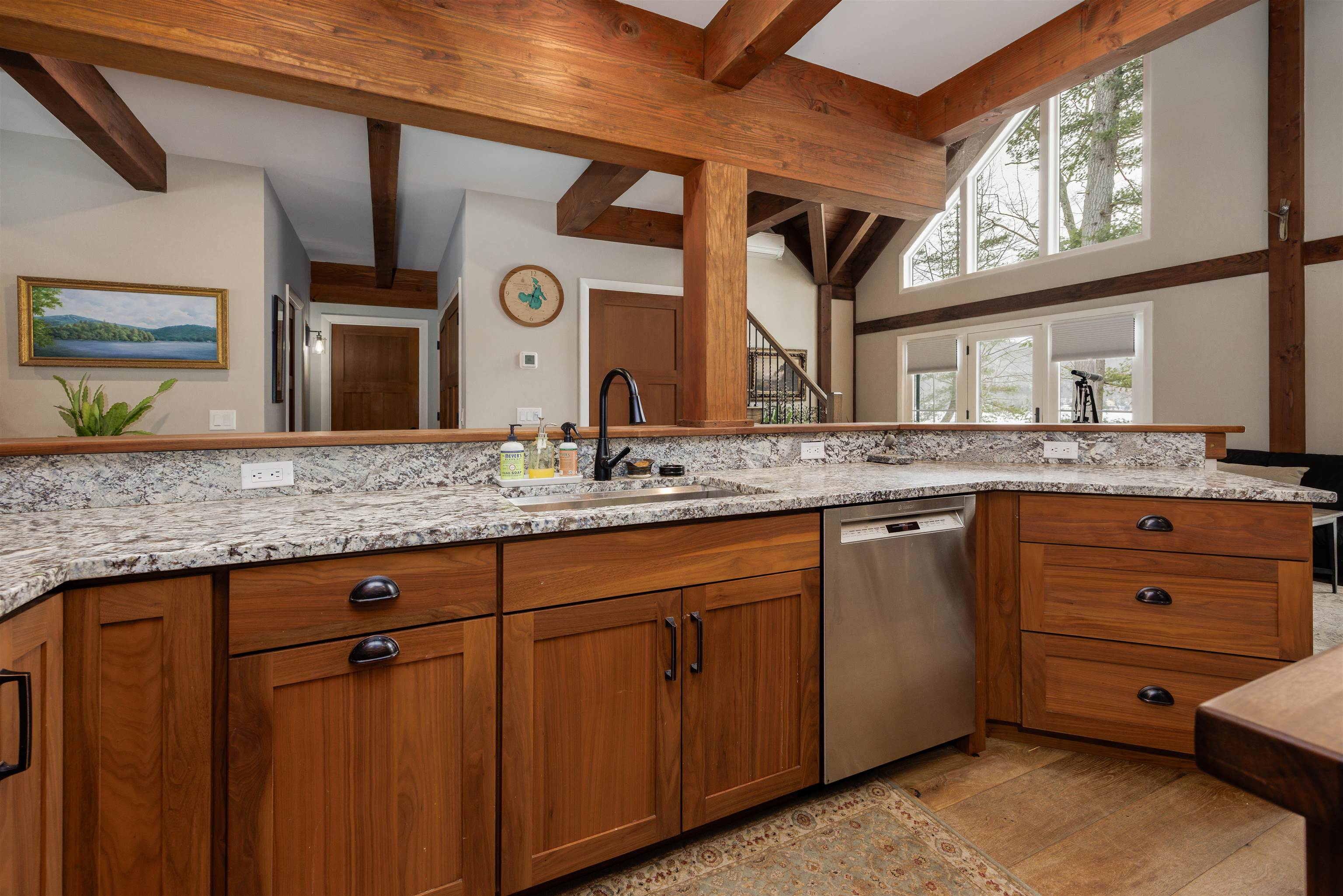 6 Samoset Rd, Sunapee, NH 03782