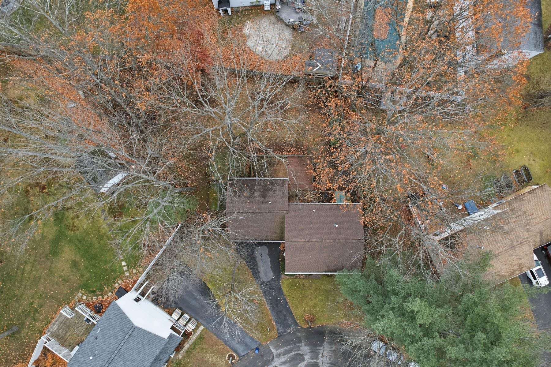 4 Bellflower Cir, Concord, NH 03303