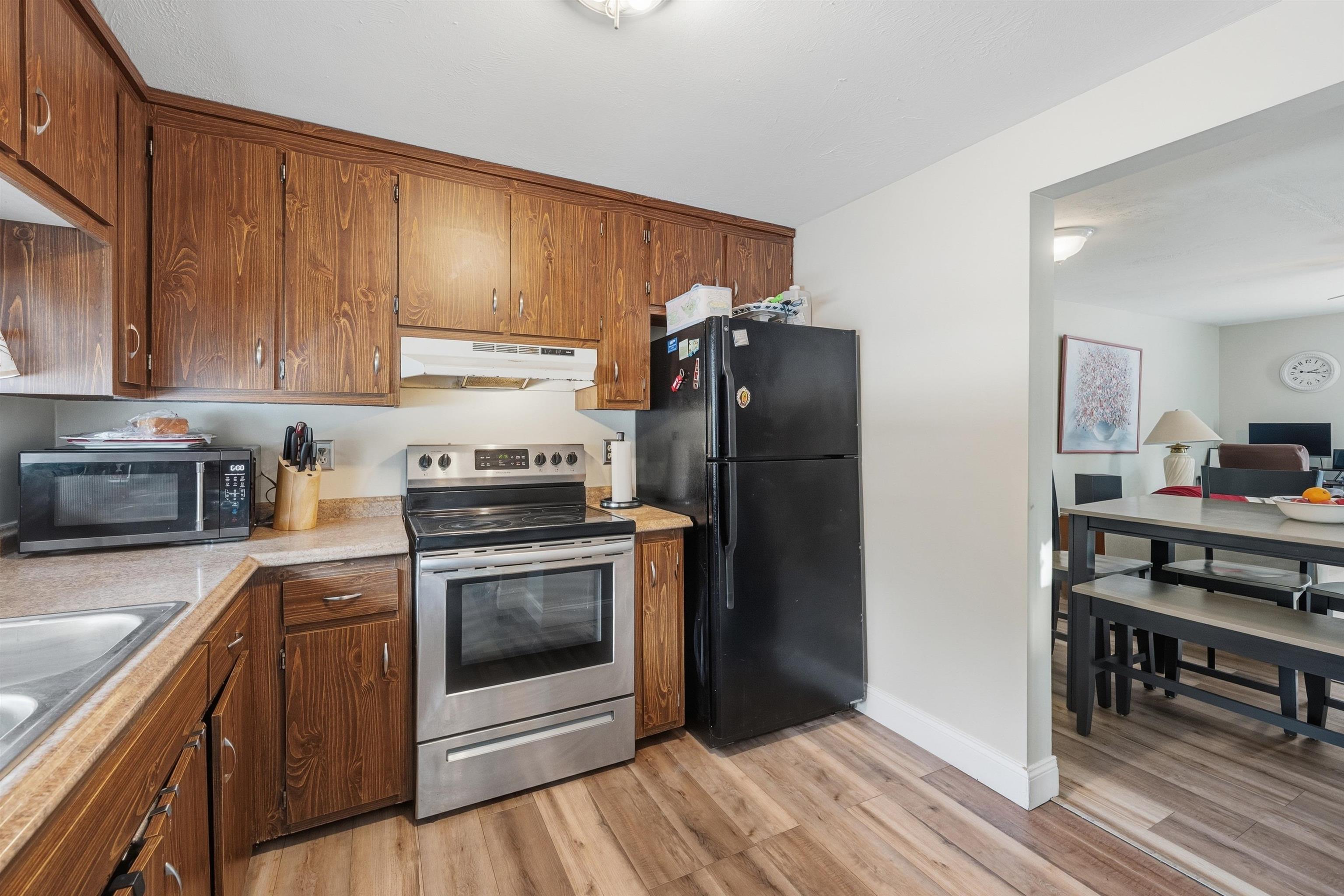 15A David Dr, Hudson, NH 03051