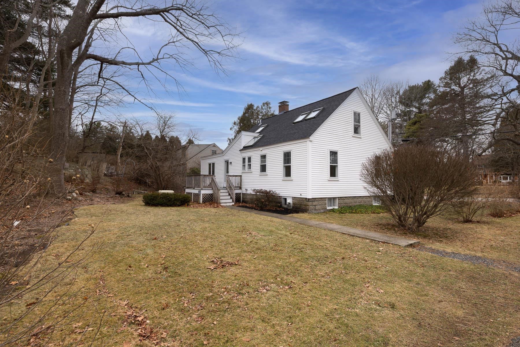 175 Wentworth Rd, New Castle, NH 03854