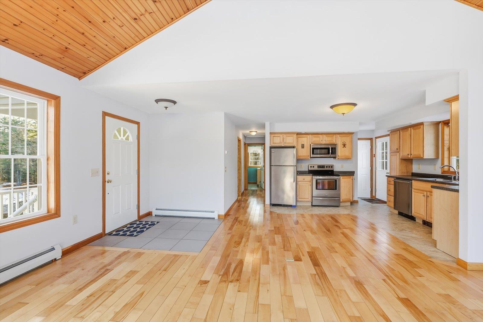 59 Thompson Rd, Keene, NH 03431