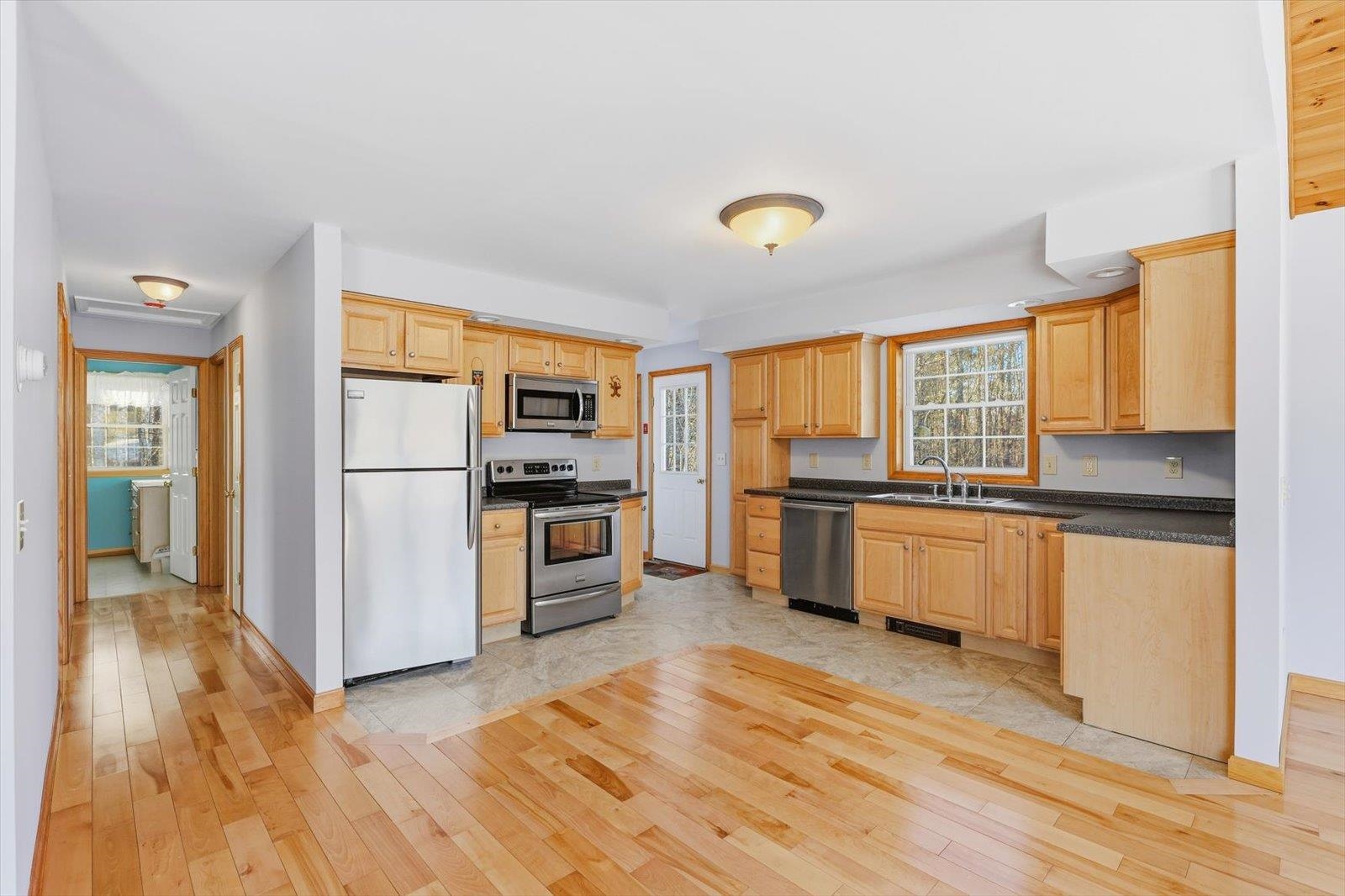 59 Thompson Rd, Keene, NH 03431