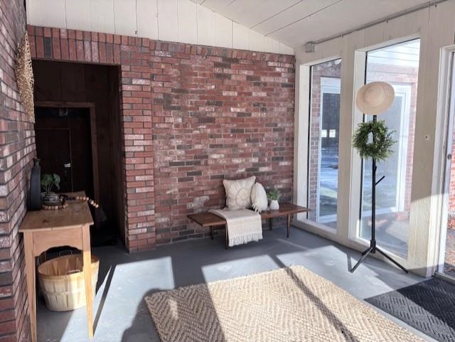 12 Poplar St, Manchester, NH 03104