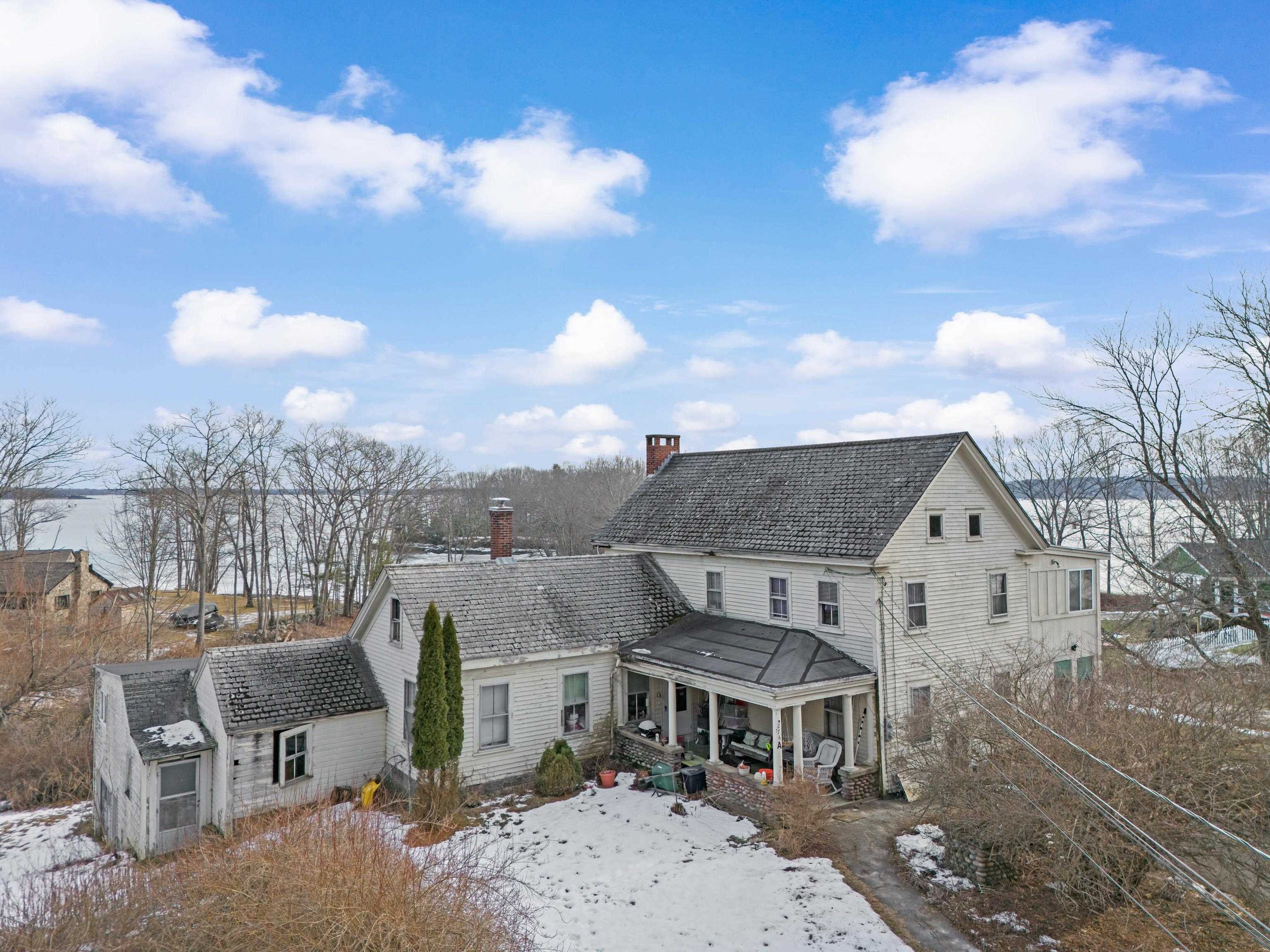 274 Bay Rd, Newmarket, NH 03857