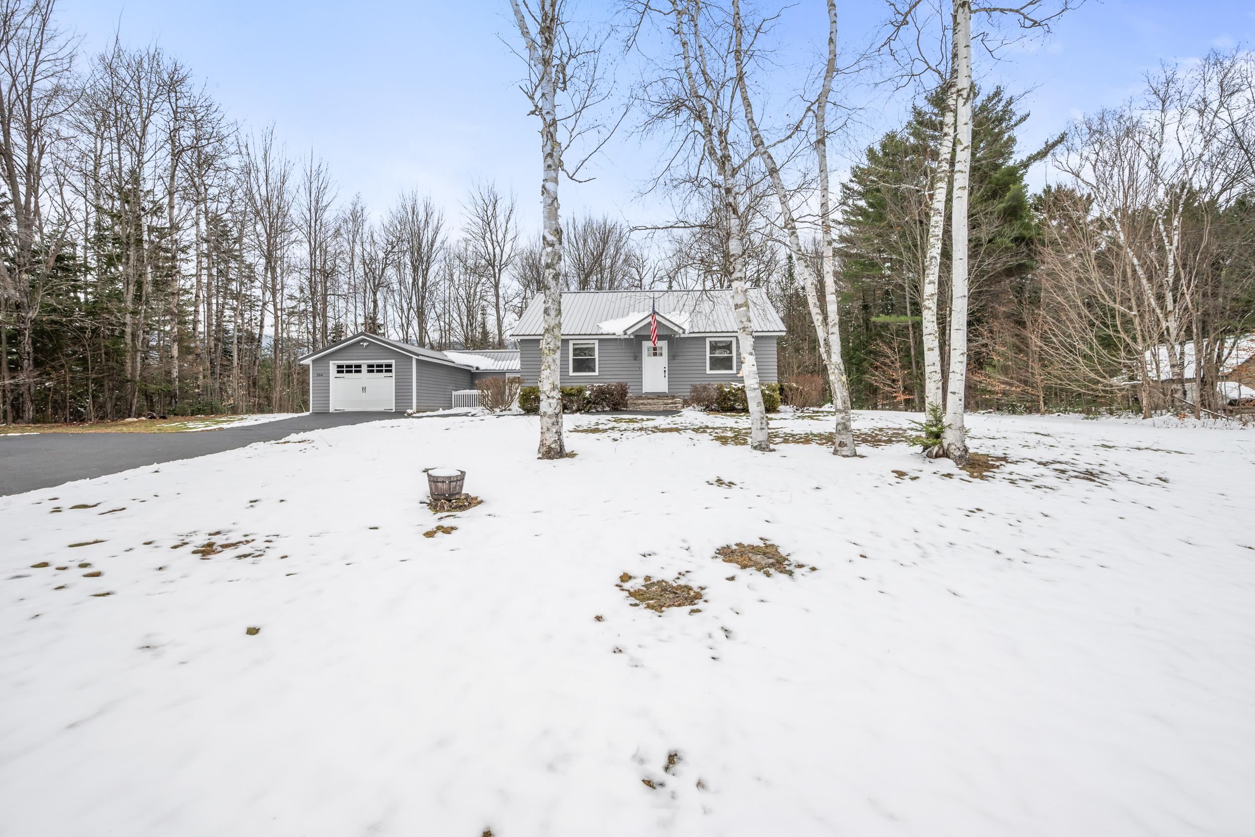 264 Parker Rd, Carroll, NH 03598