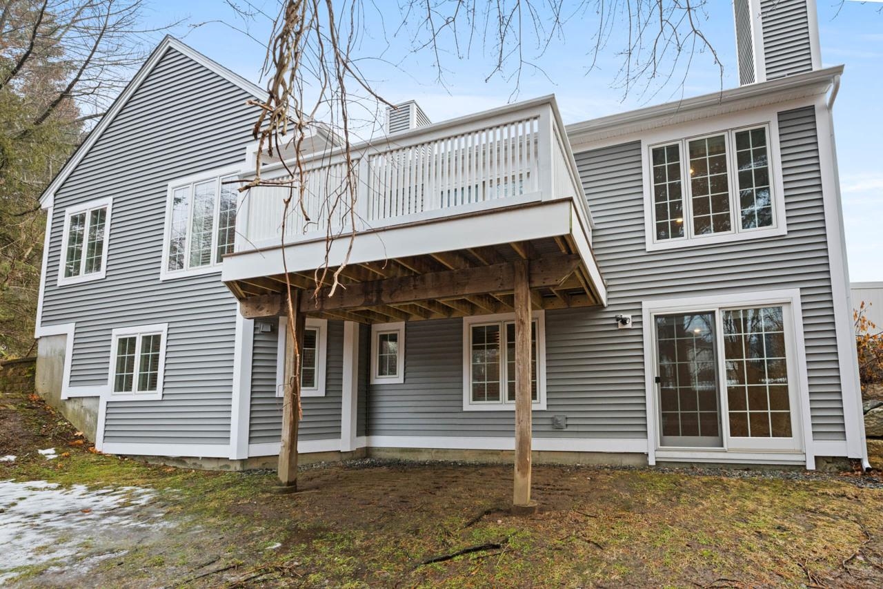 605 Straw Hill Rd, Manchester, NH 03104