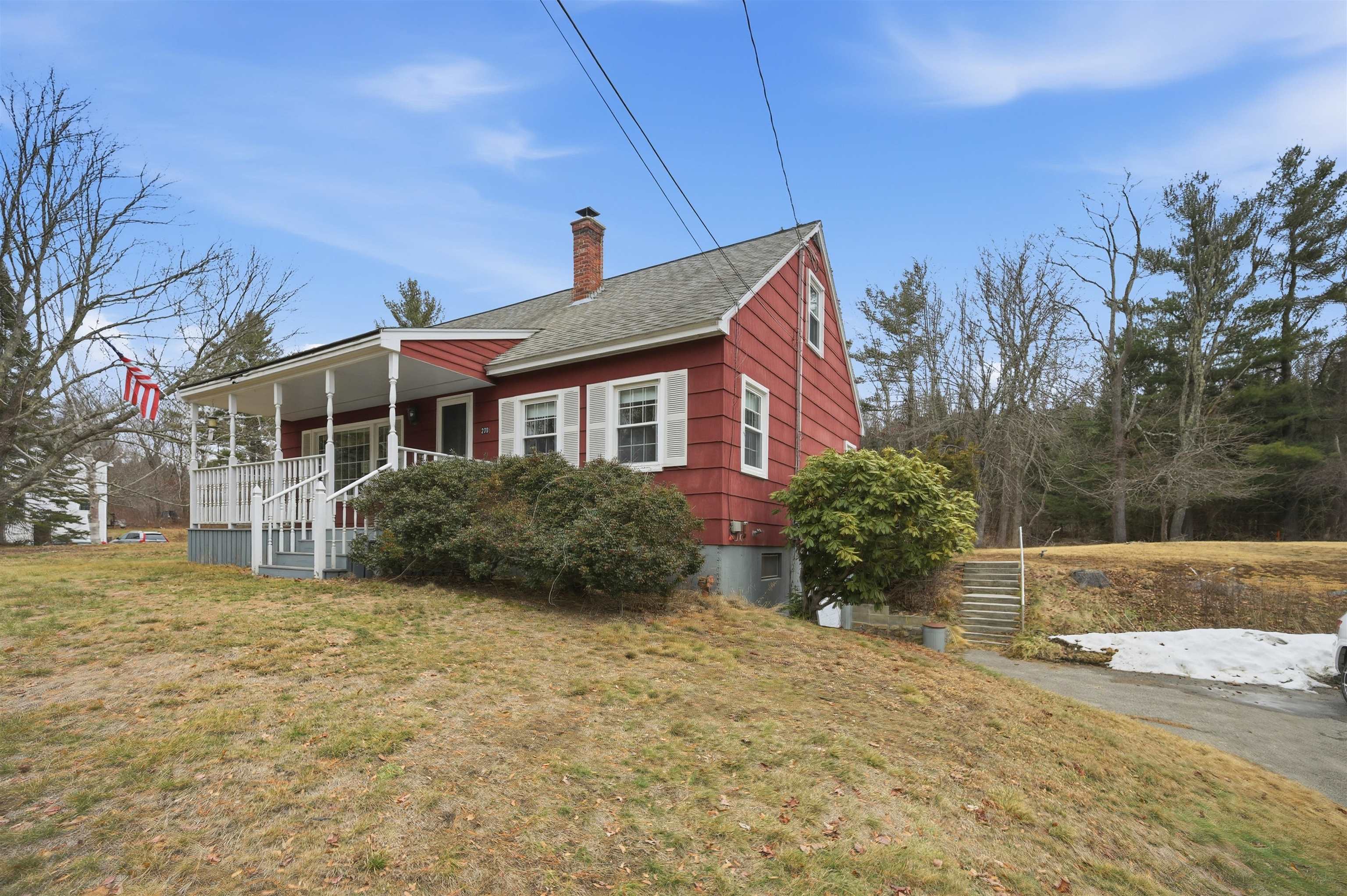 275 Main St, Plaistow, NH 03865