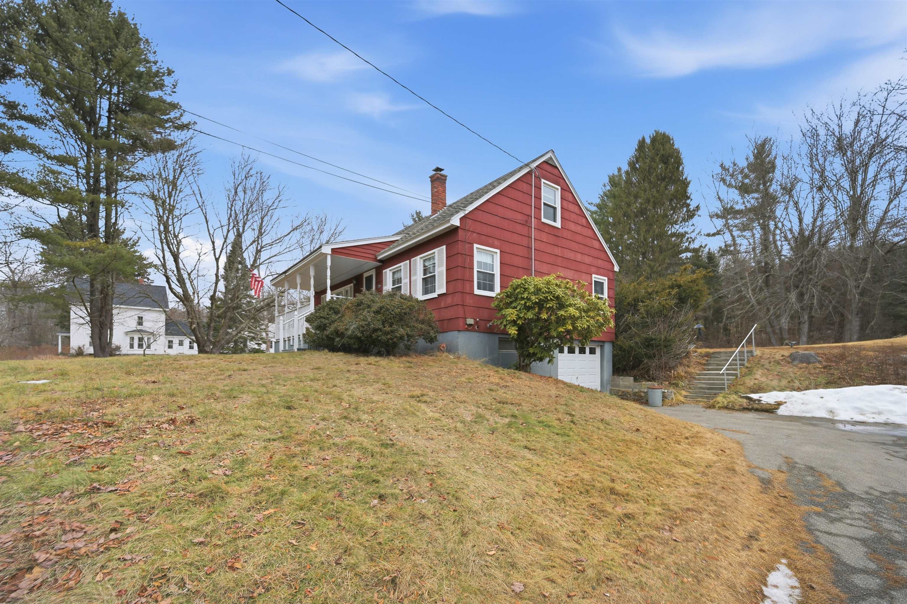 275 Main St, Plaistow, NH 03865