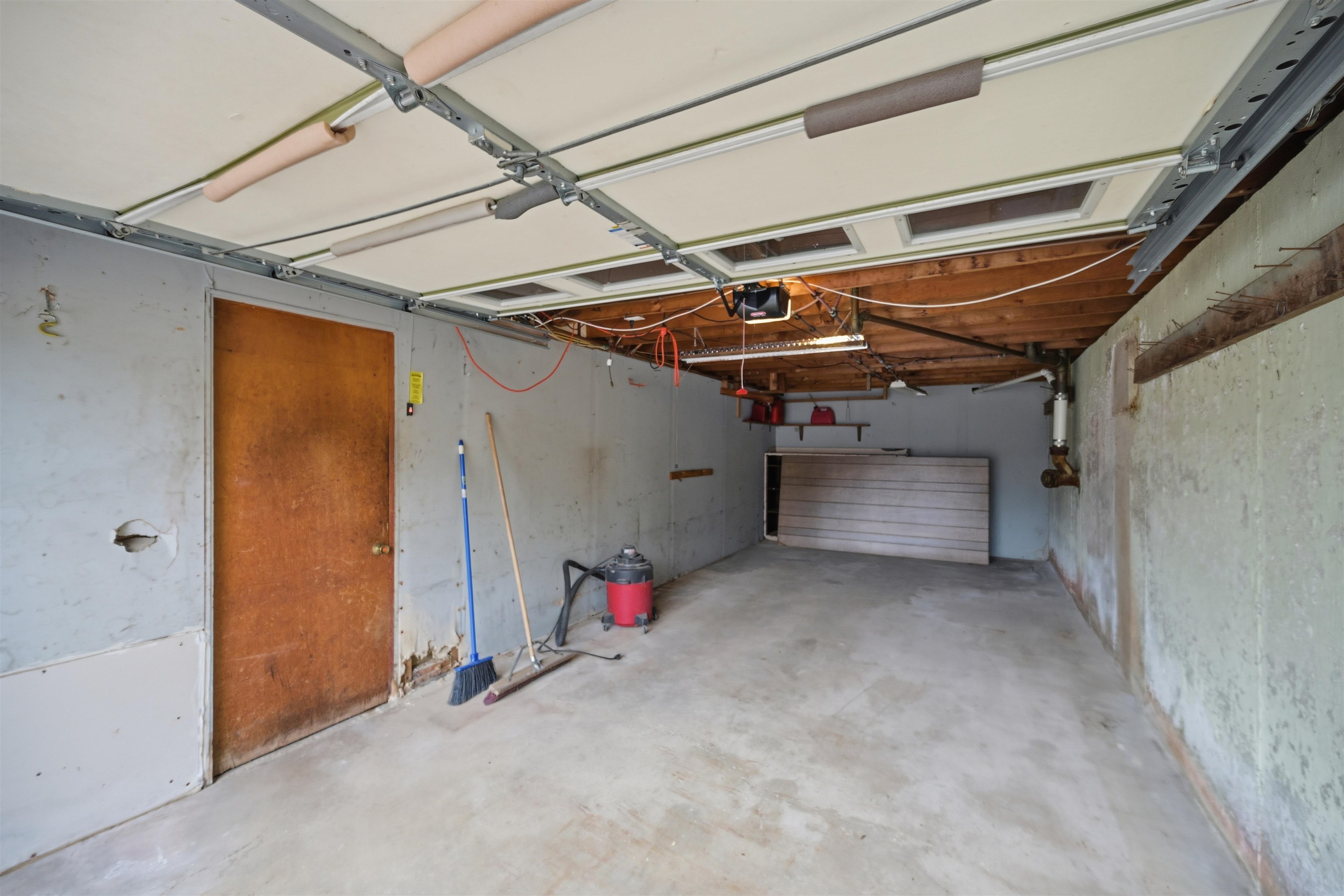 275 Main St, Plaistow, NH 03865