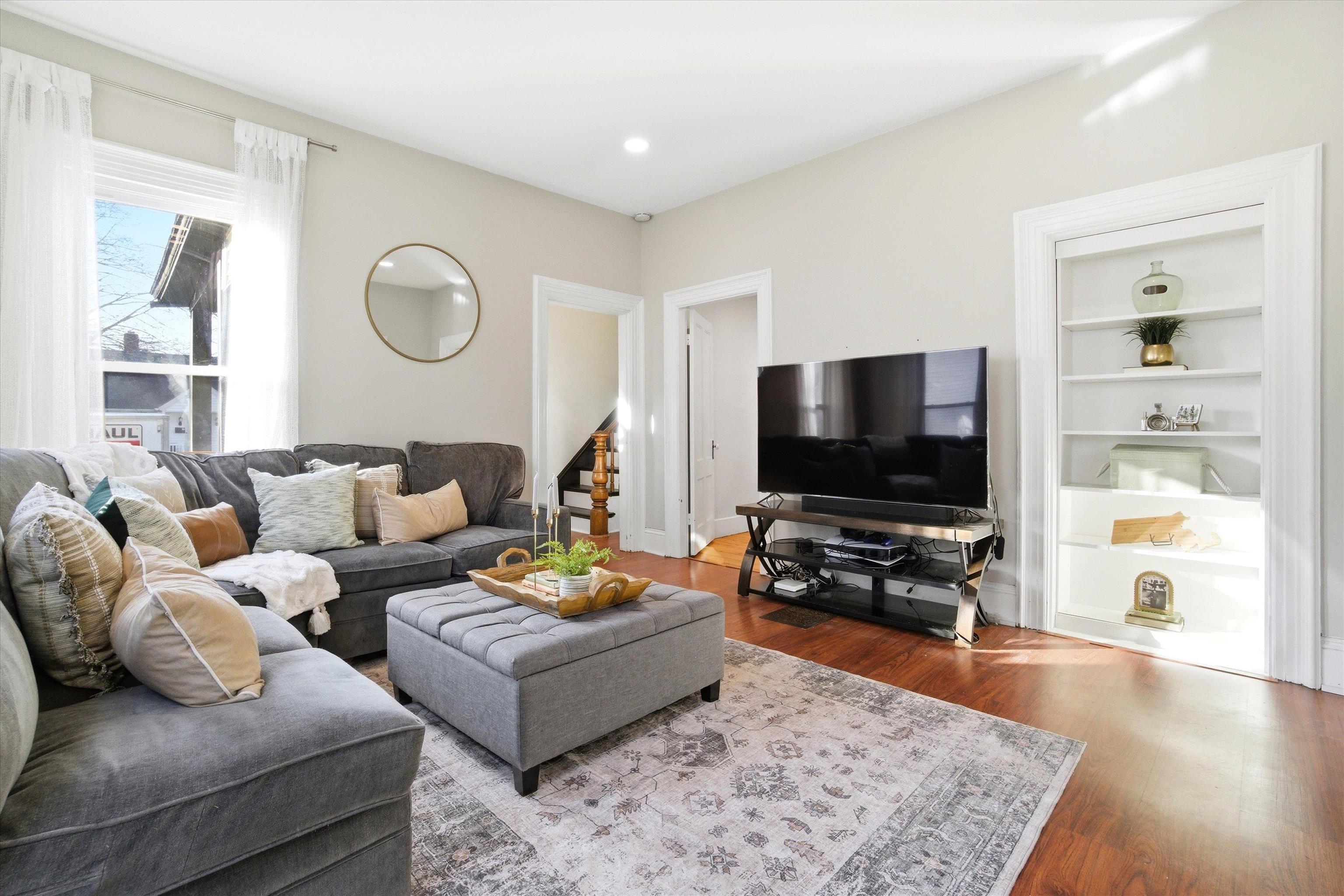 203 Walnut St, Manchester, NH 03104