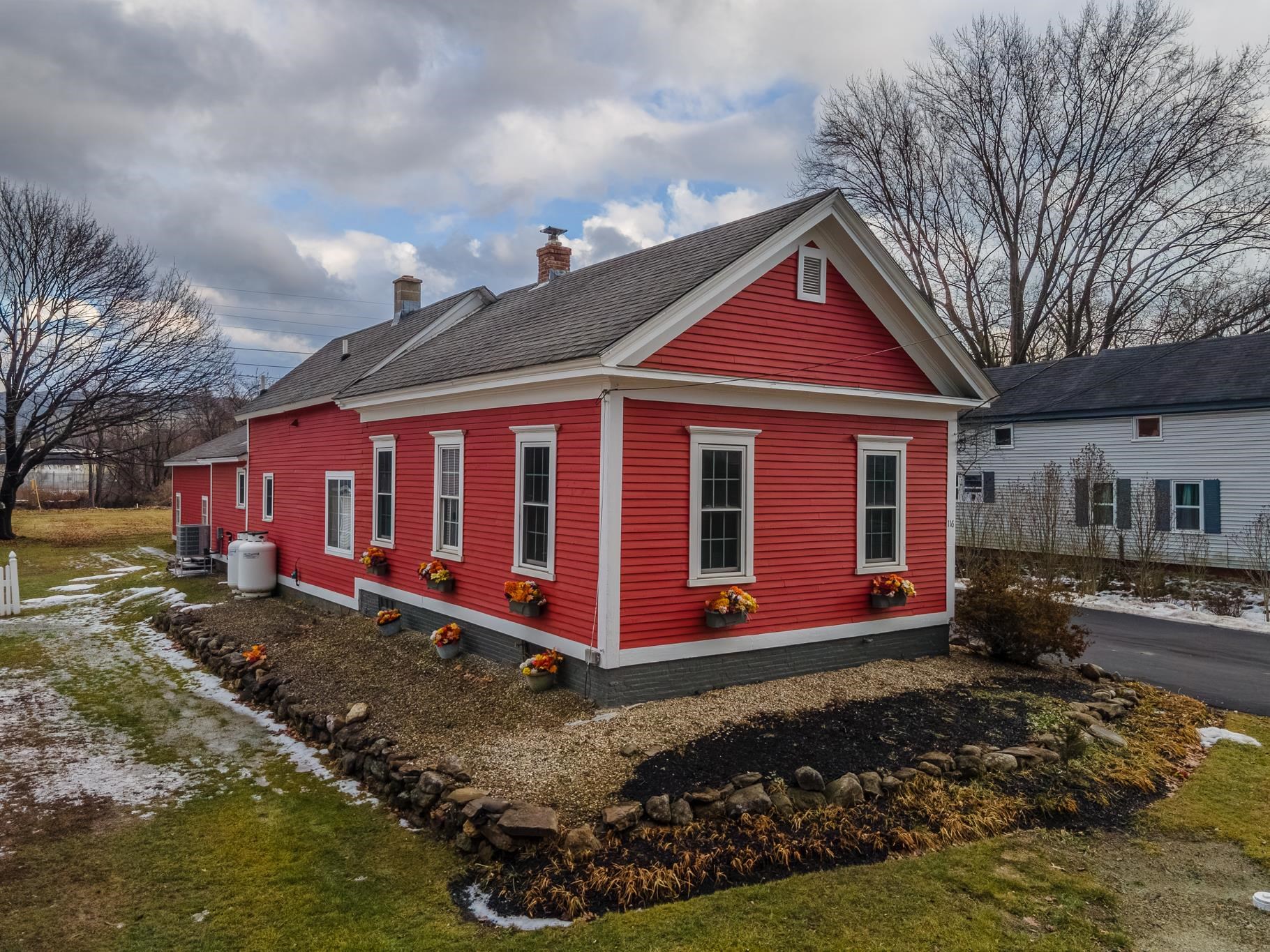 116 Island St, Keene, NH 03431