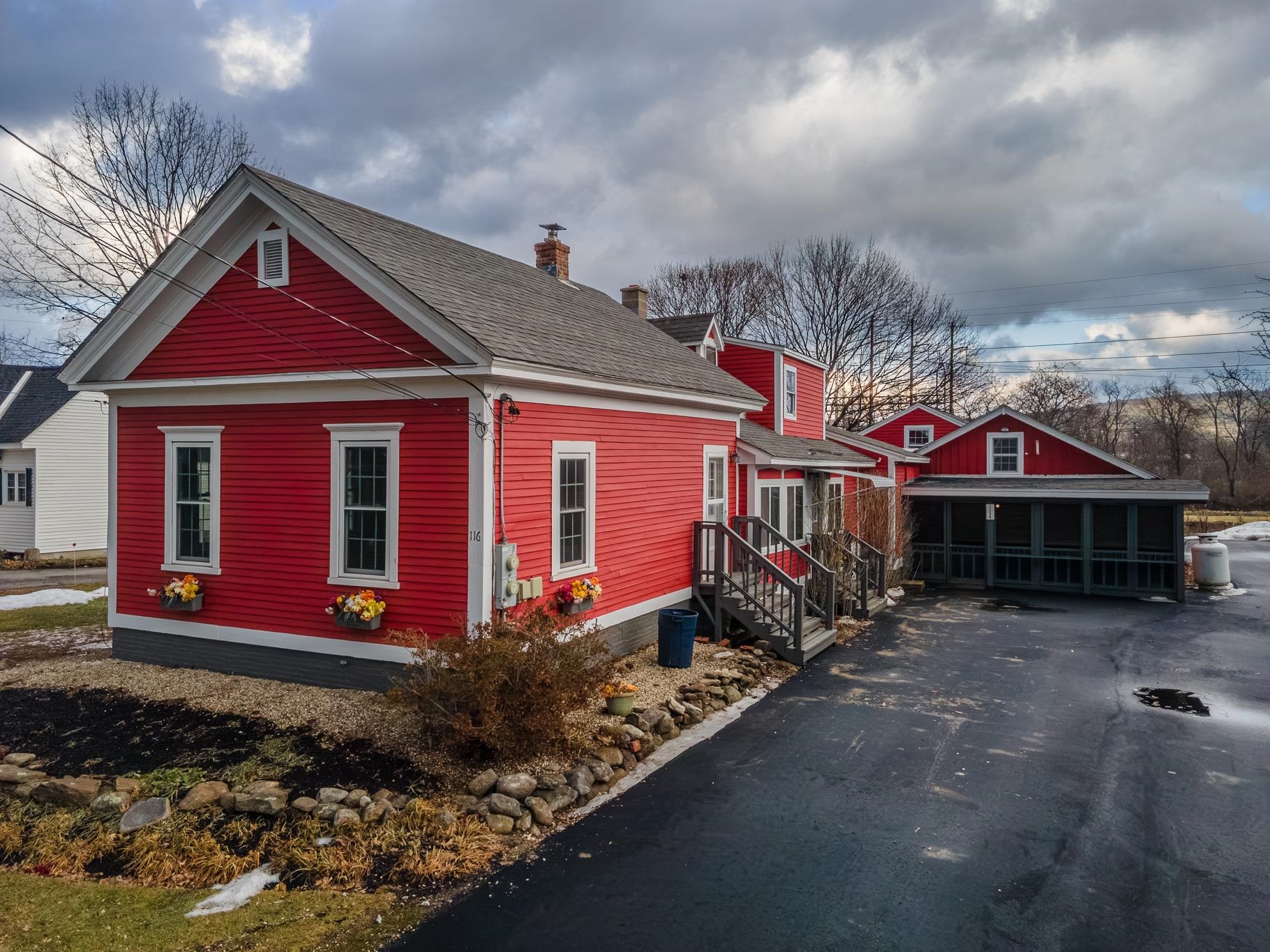 116 Island St, Keene, NH 03431