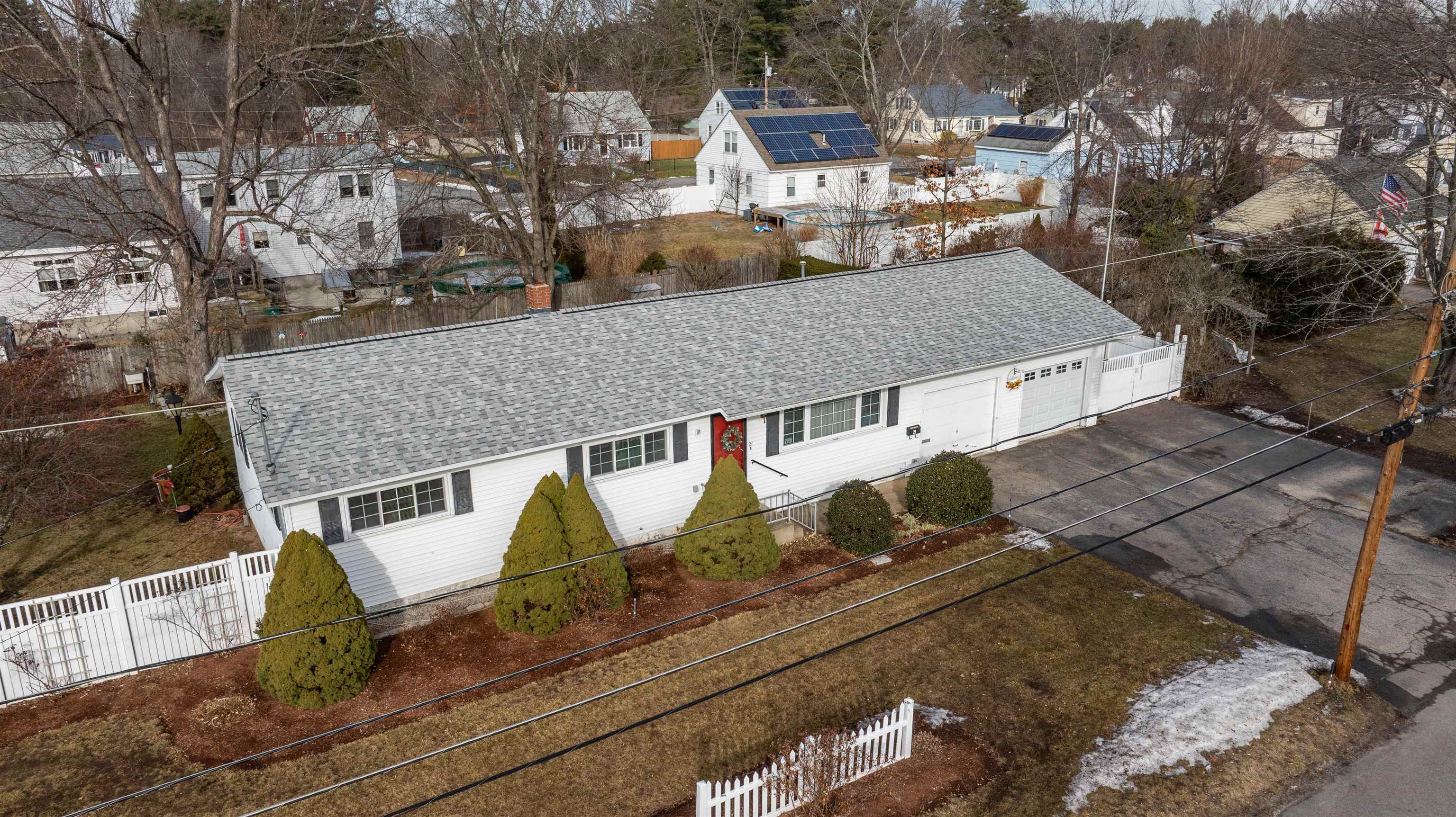 21 Victor Ave, Nashua, NH 03060