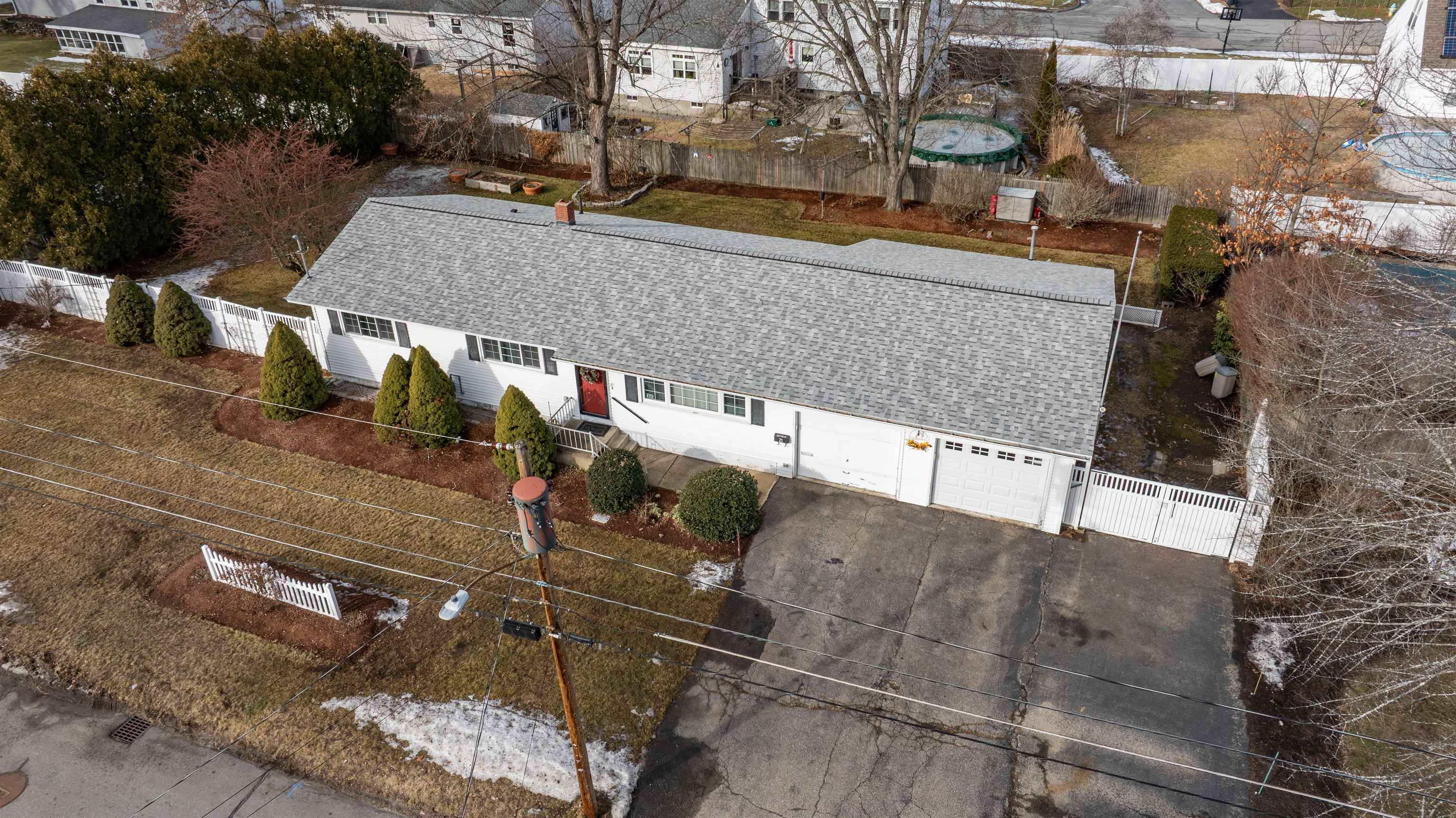 21 Victor Ave, Nashua, NH 03060