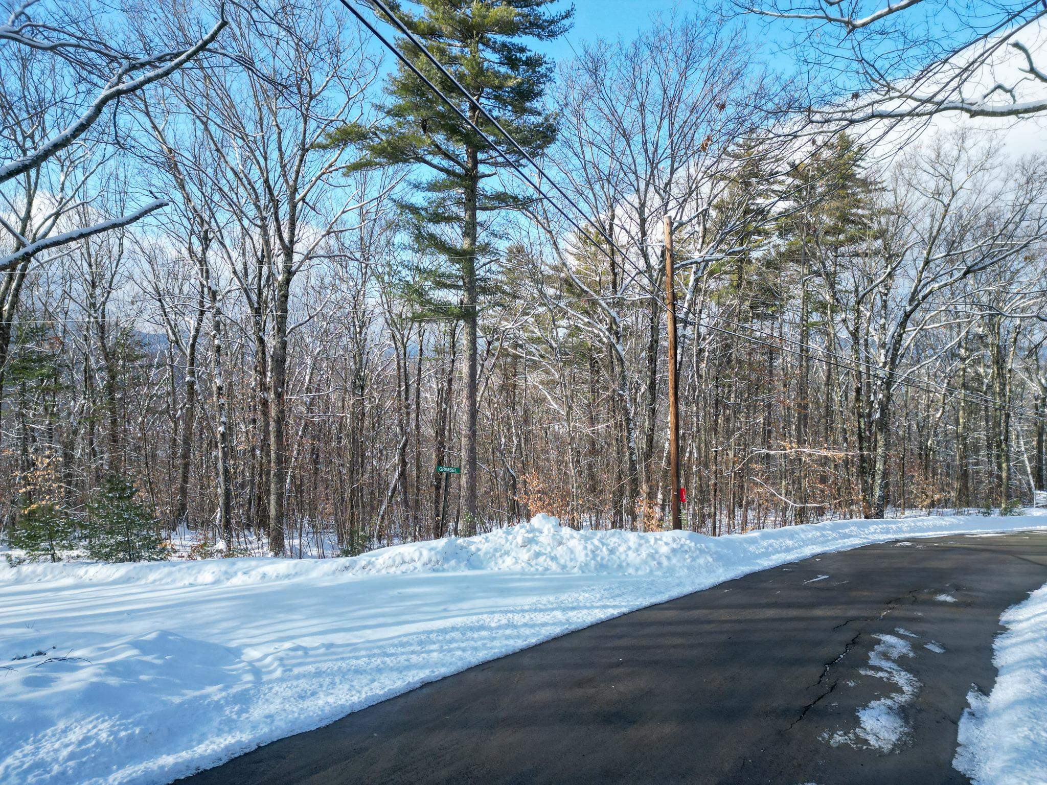 13 Klausen Rd, Madison, NH 03849