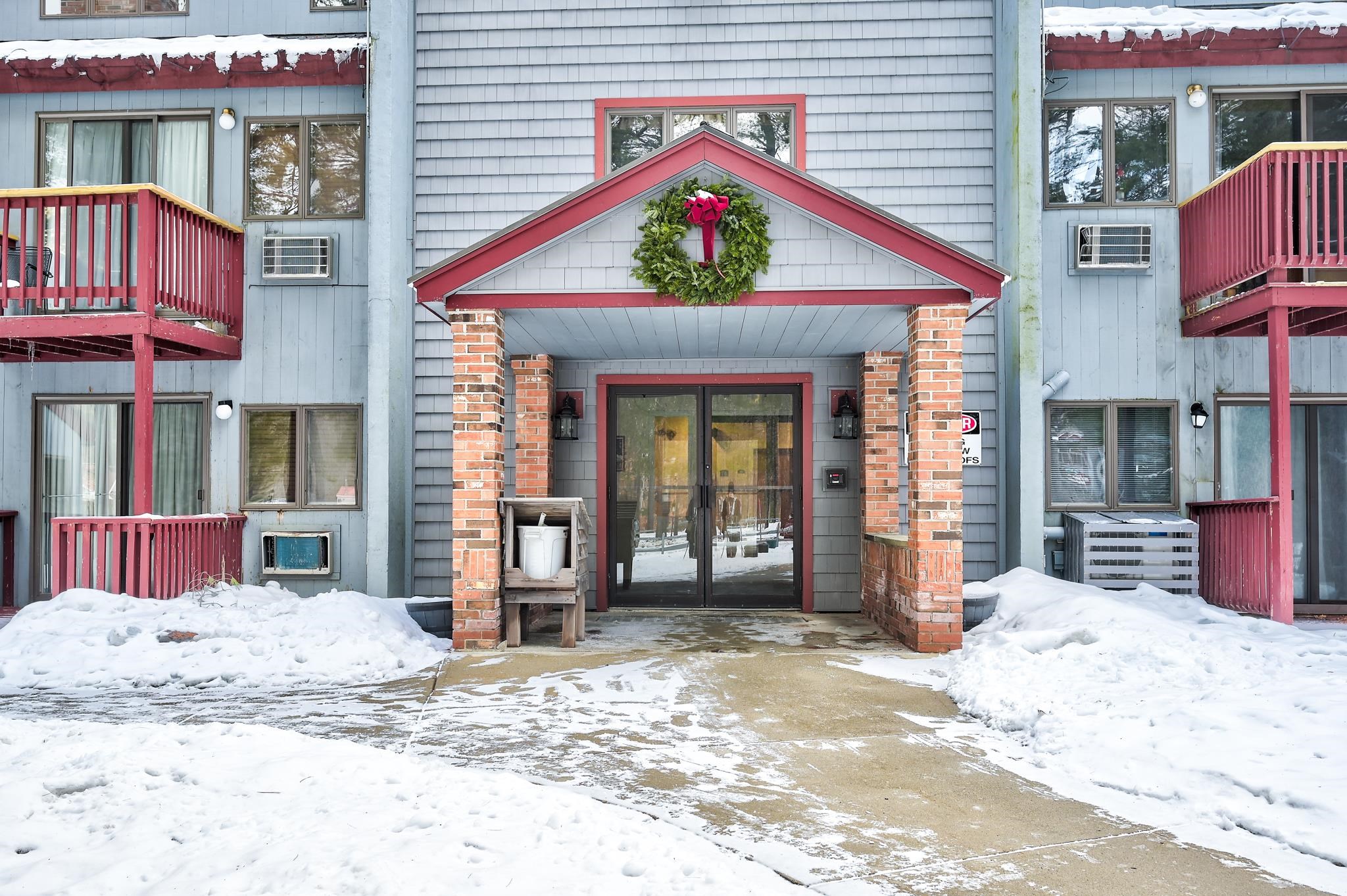 8T River Run Dr, Bartlett, NH 03812