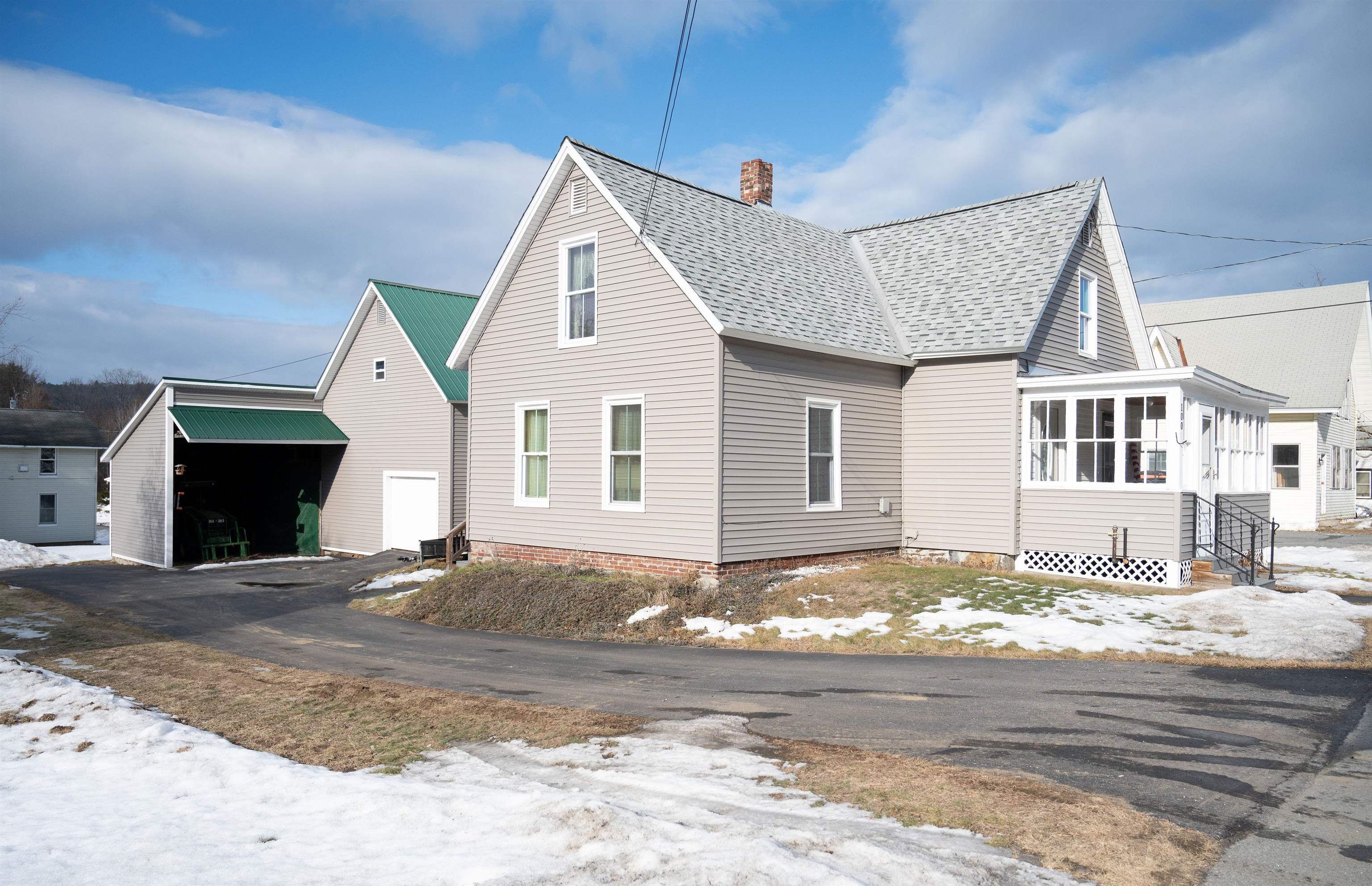 100 East St, Charlestown, NH 03603