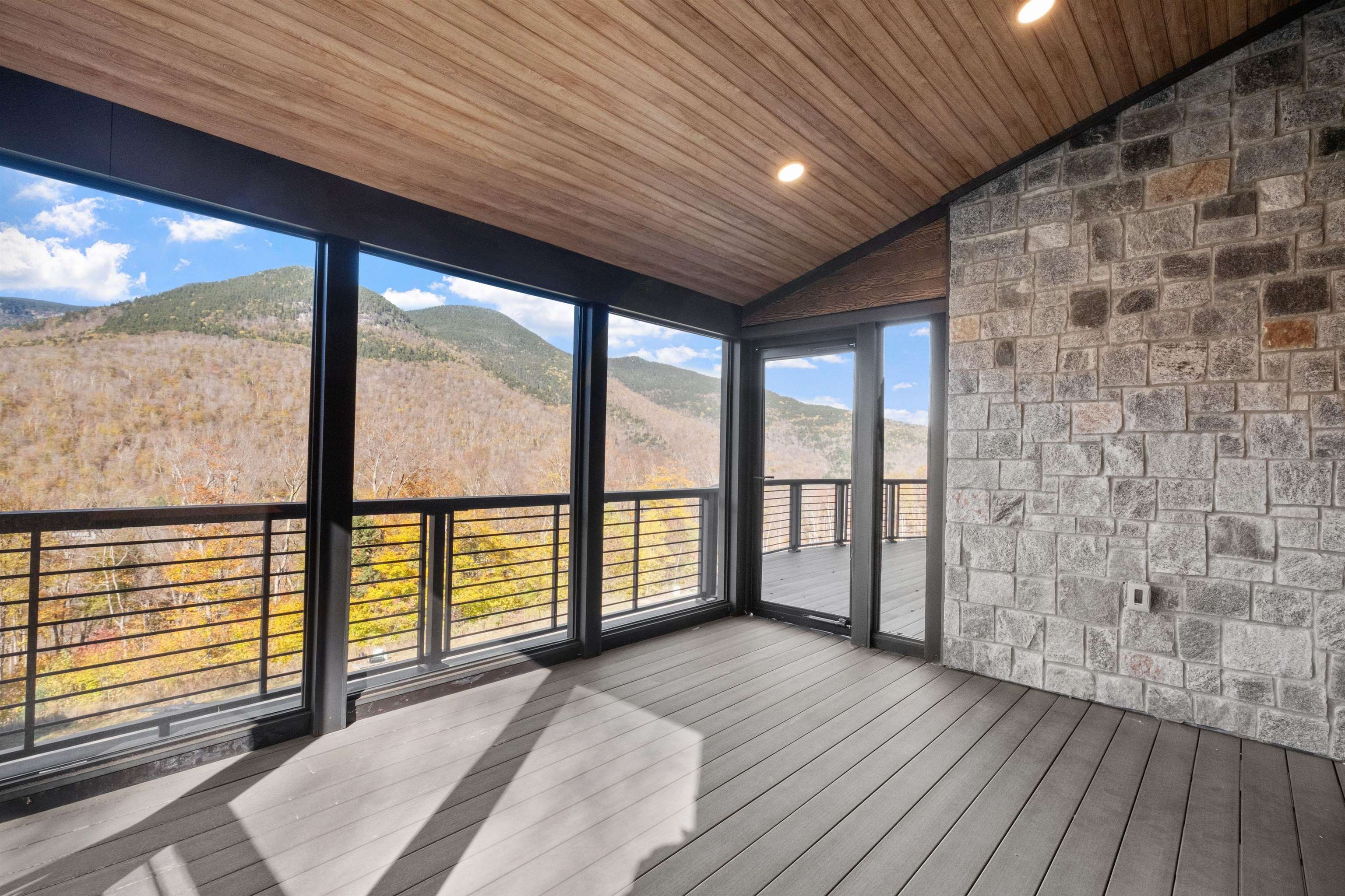 16 Back Forty Rd, Lincoln, NH 03251