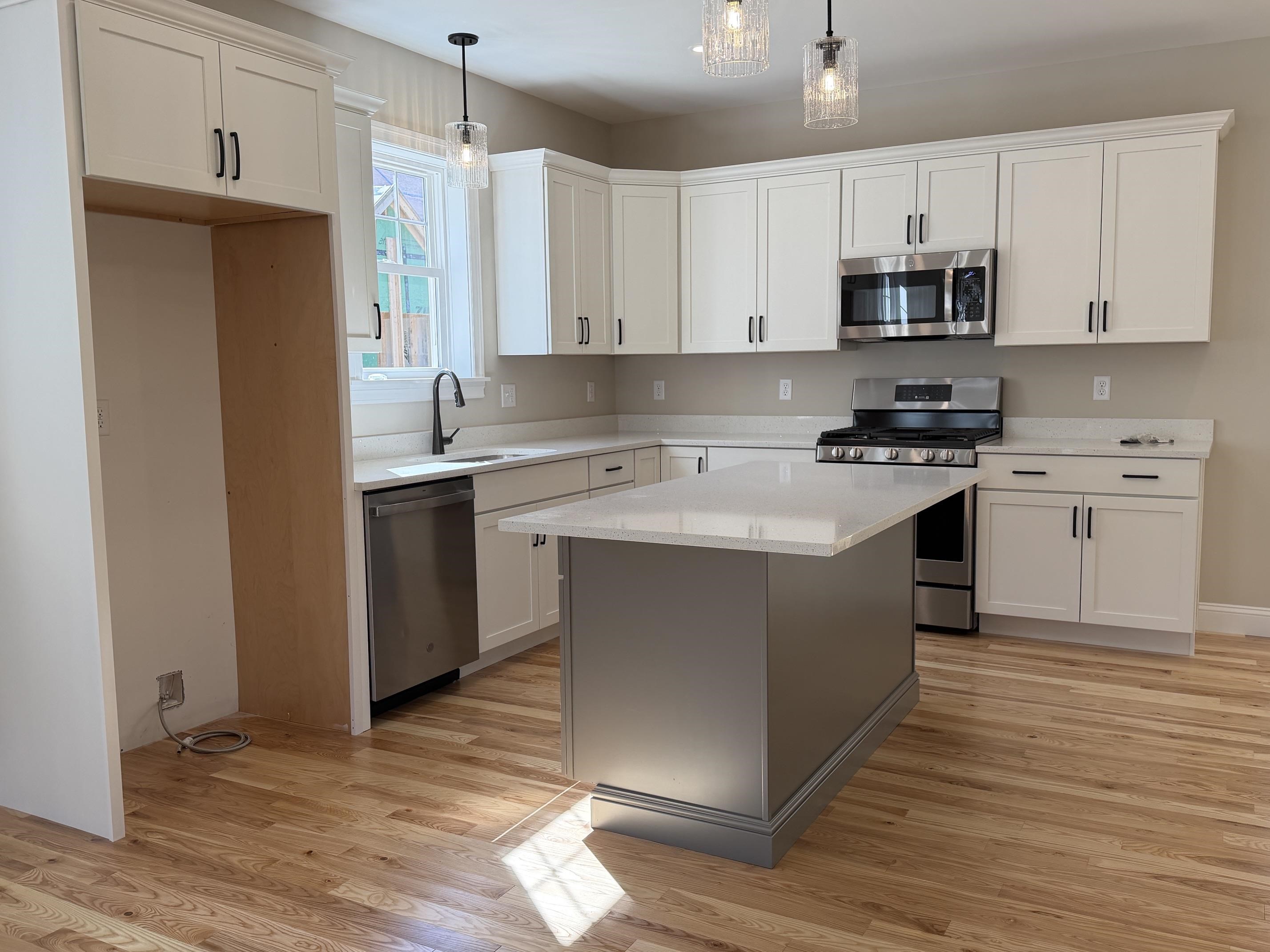 Photo 3 of Condo for sale at Unit 25 Summerwind Pl #27, Greenland, NH 03840 | MLS# 5074256 | Listing updated on 2026-10-07