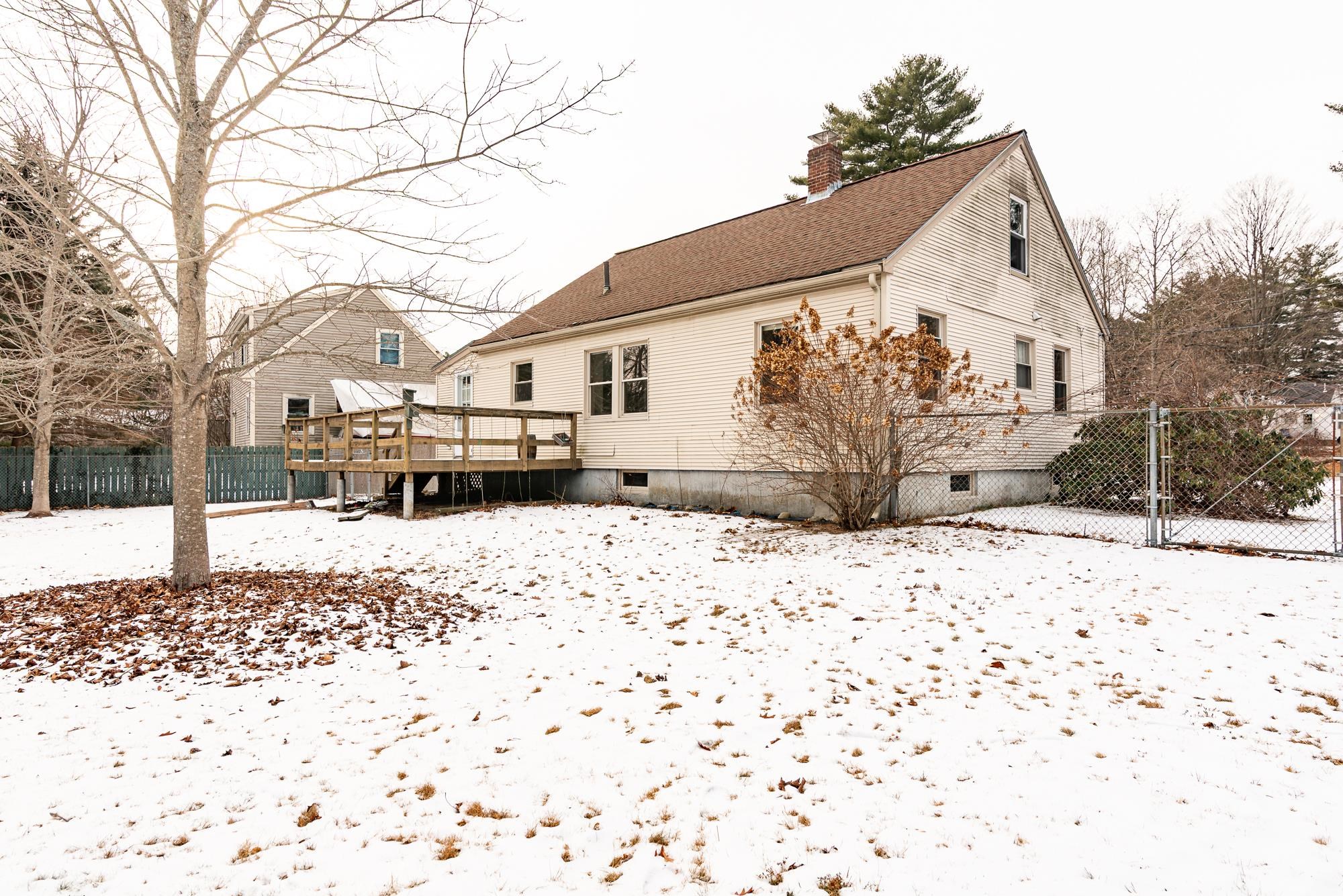 239 Grant Ave, Portsmouth, NH 03801