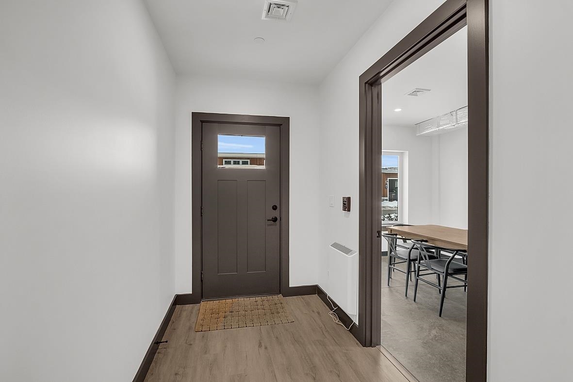 28 Vantage Point Dr, Laconia, NH 03246