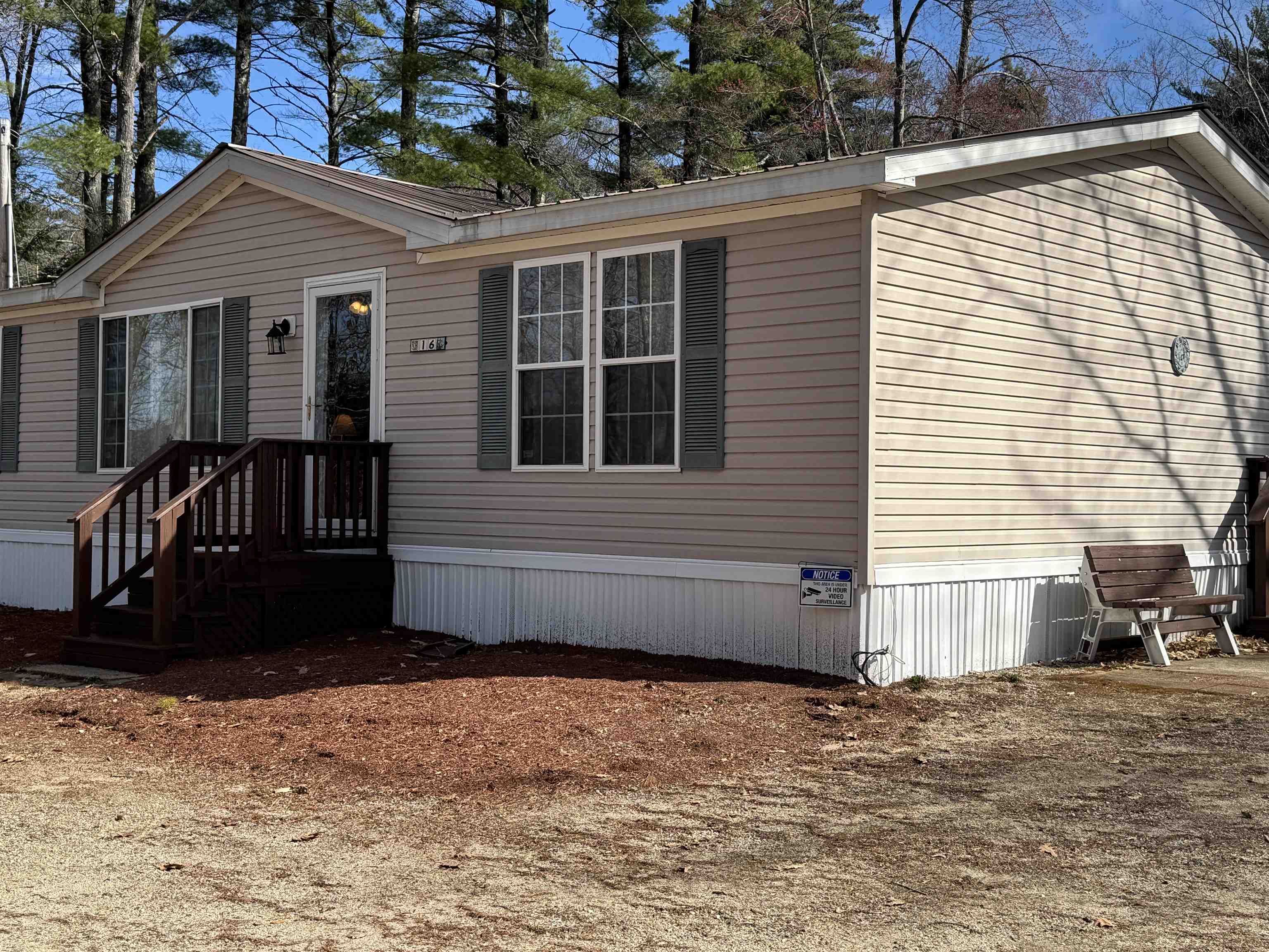16 Hodsdon Shore Rd, Ossipee, NH 03814