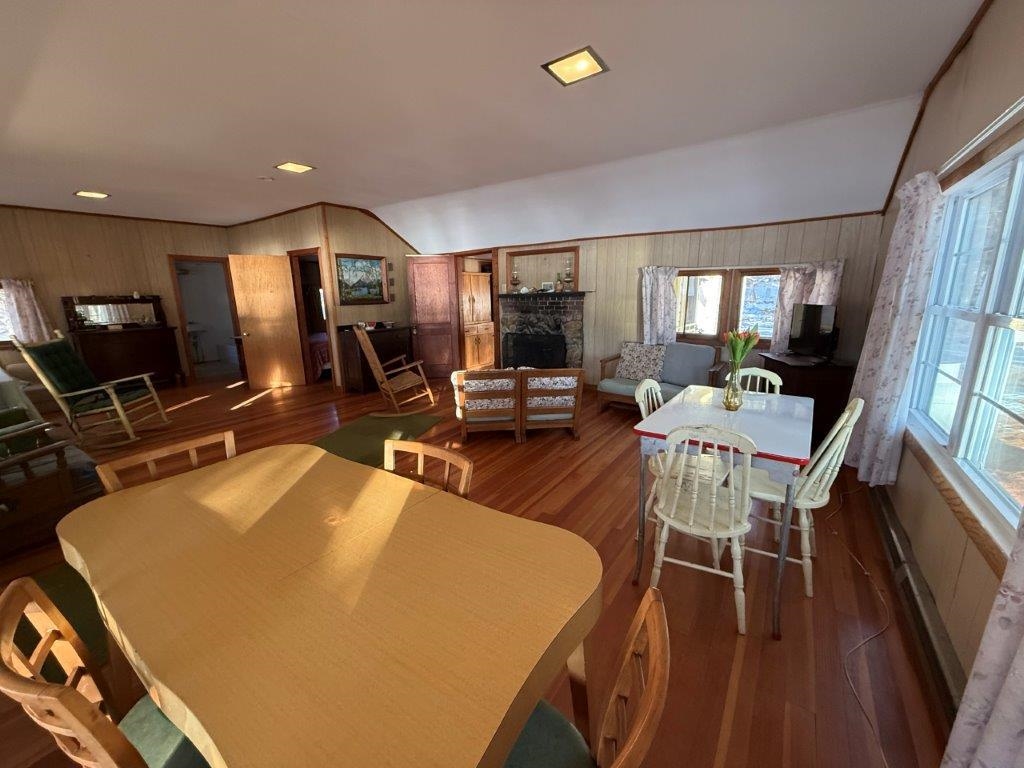 Get Togethers & Dine