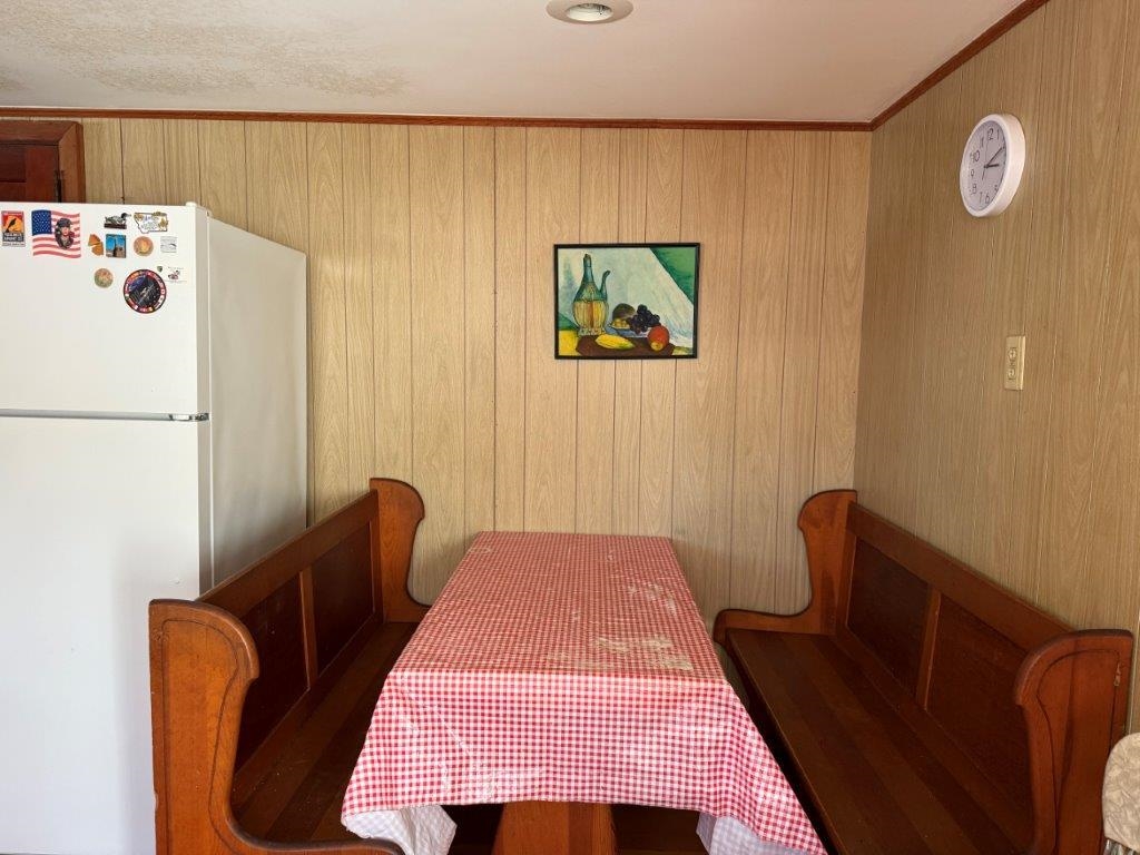 Breakfast Nook 24617819