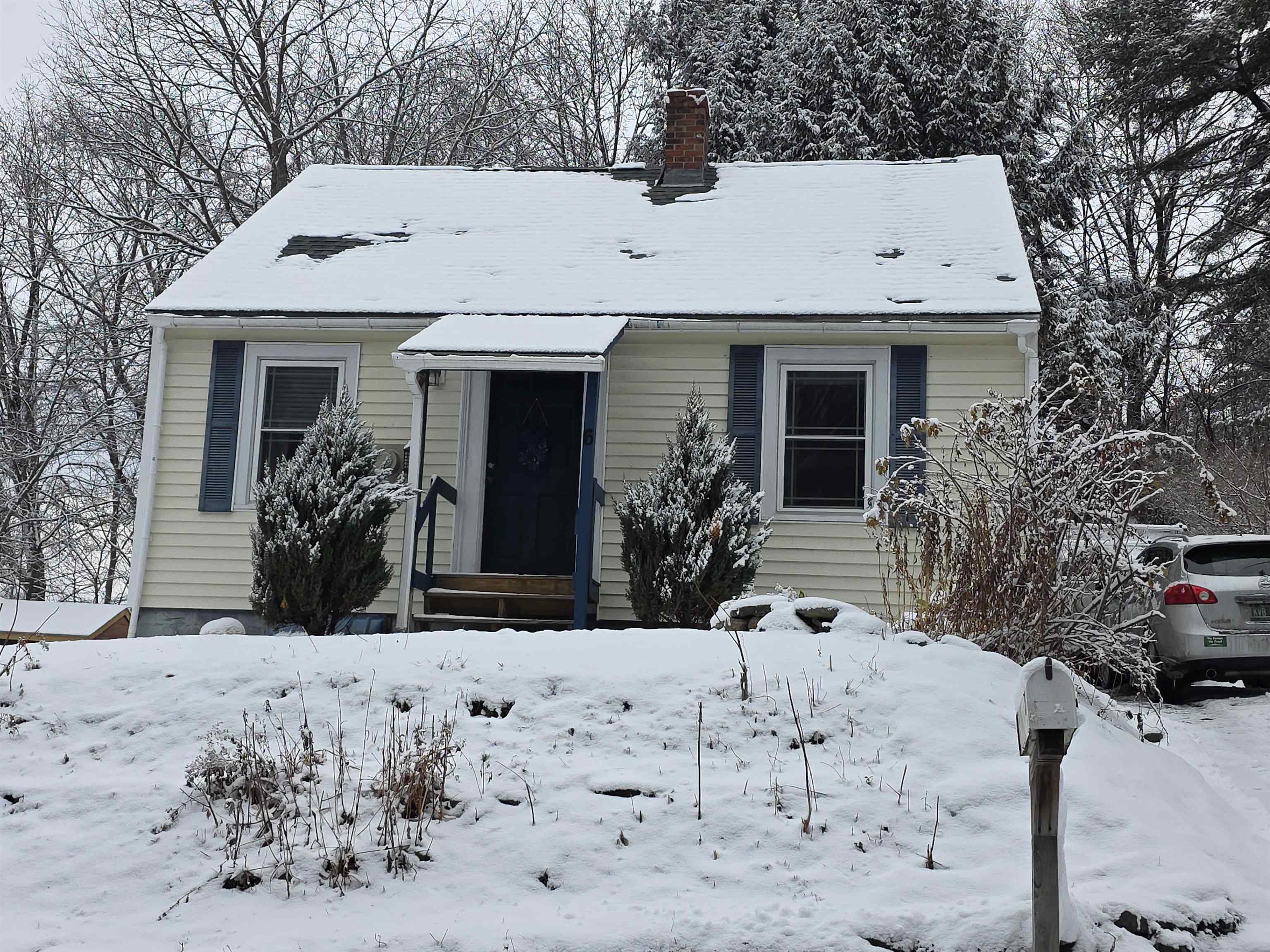 6 Curtis St, Springfield, VT 05156