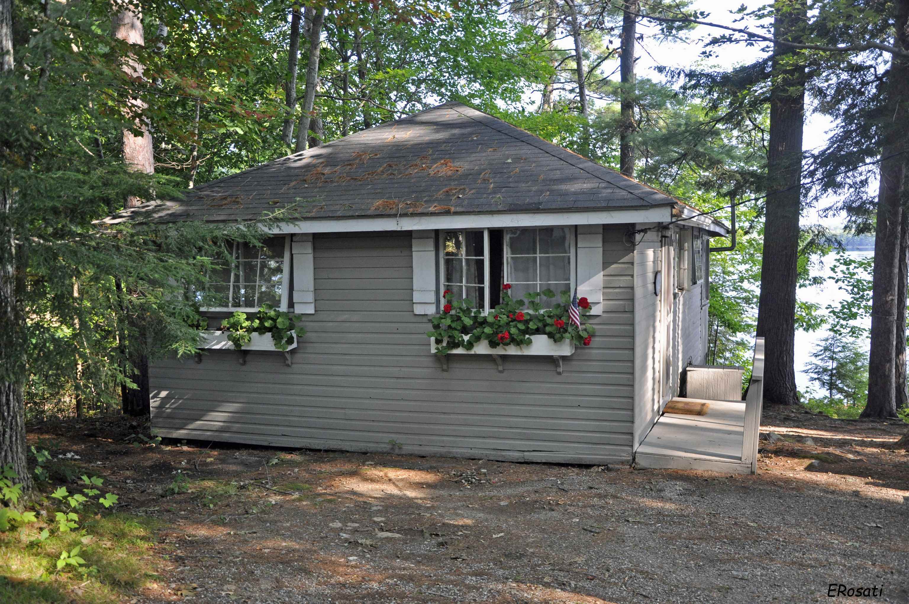 19 Governor Wentworth Hw, Tuftonboro, NH 03853