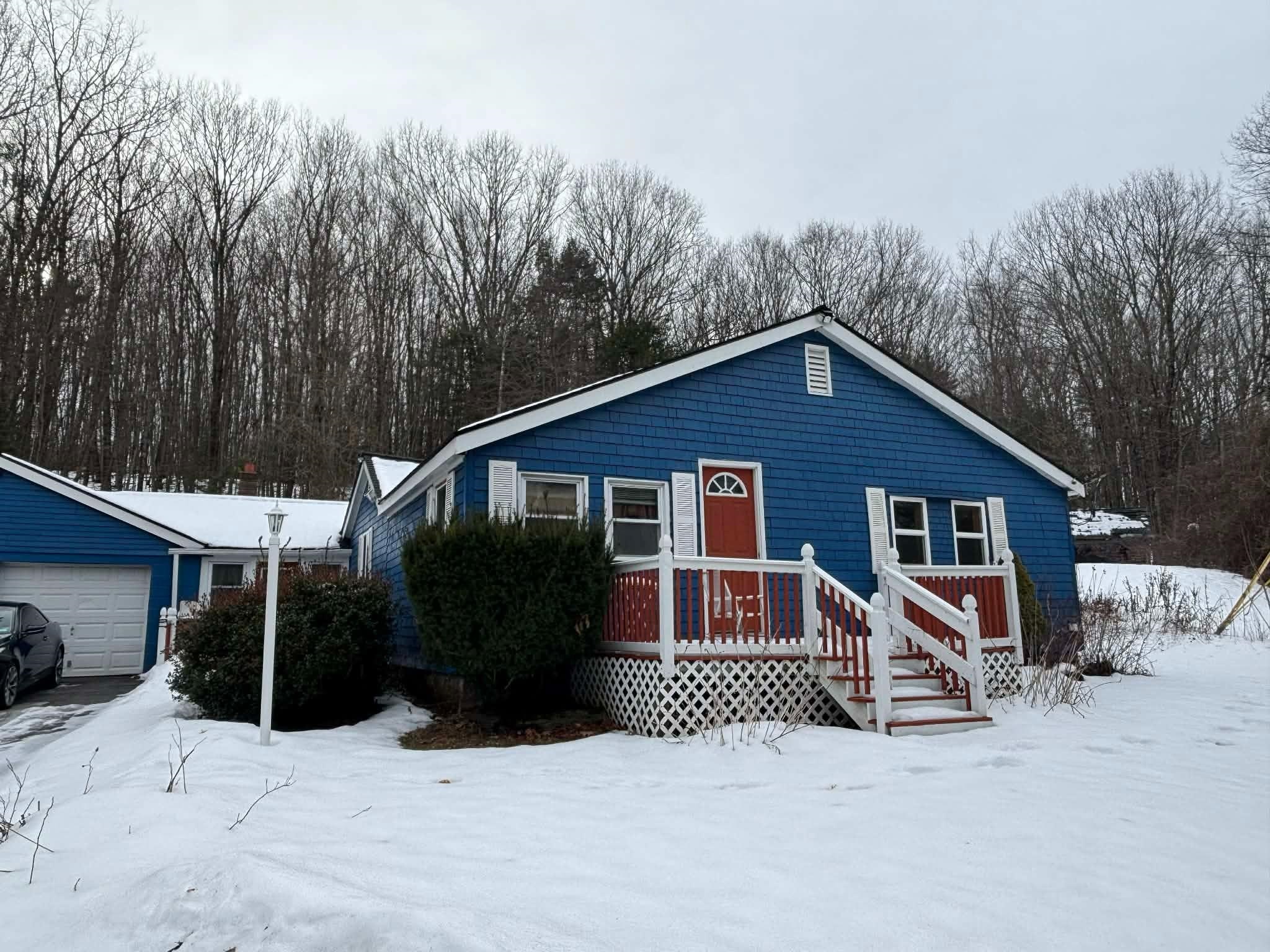 257 Exeter Rd, Epping, NH 03042