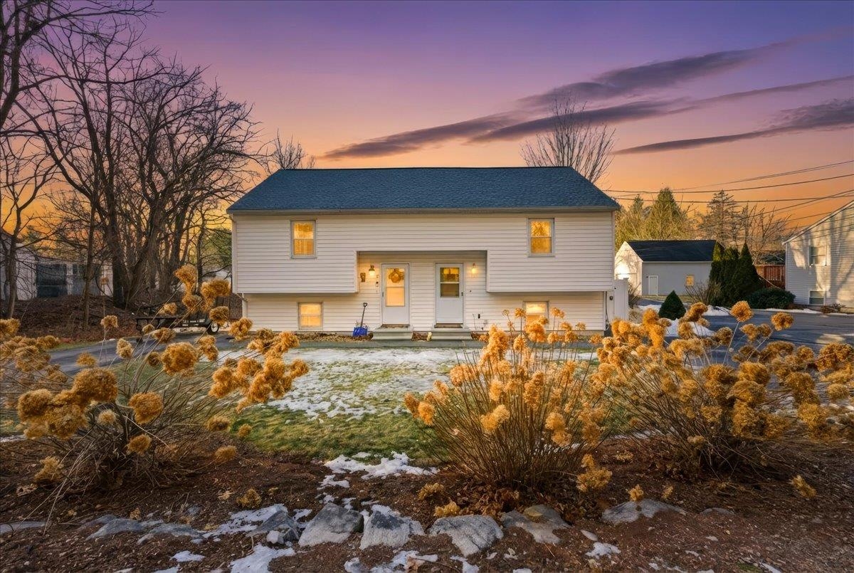 30 Perkins St, Milford, NH 03055