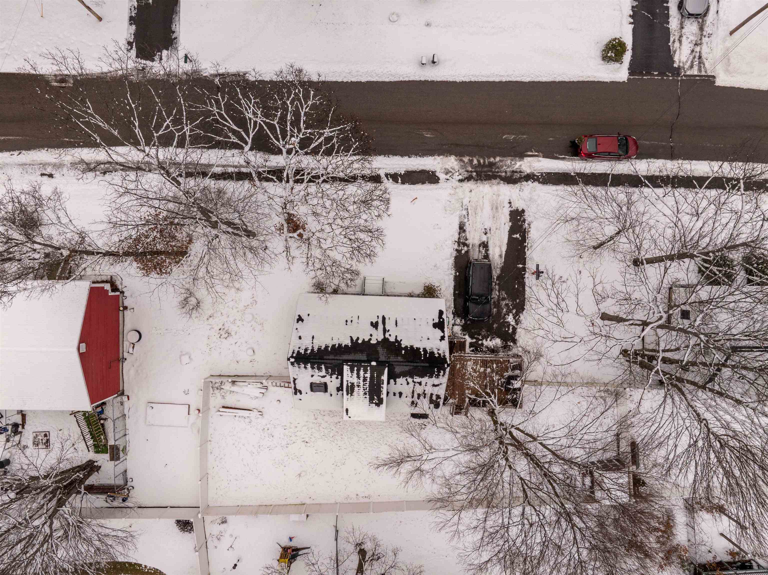 7 Kim Ln, Rochester, NH 03867