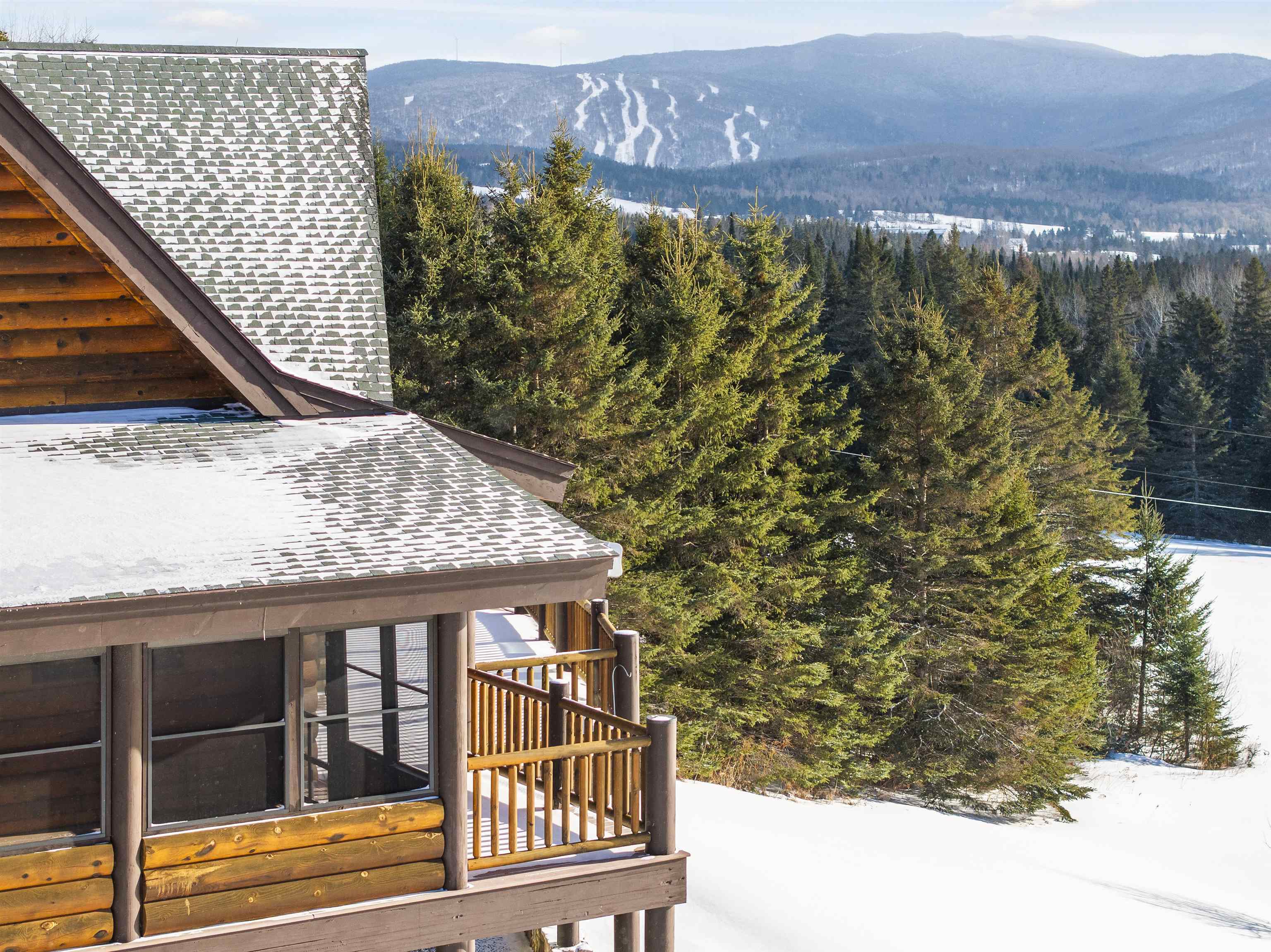 98 Harvey Swell Rd, Colebrook, NH 03576