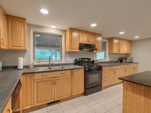 2 Corey Hill Rd, Brookline, NH 03033