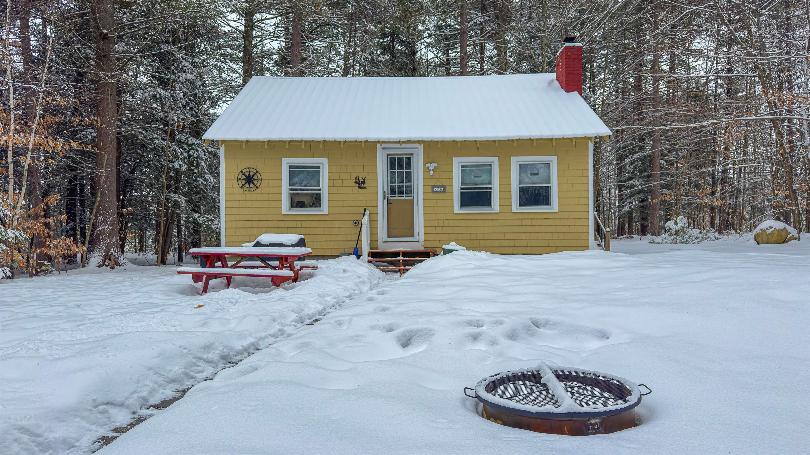 575 Allard Hill Rd, Madison, NH 03849