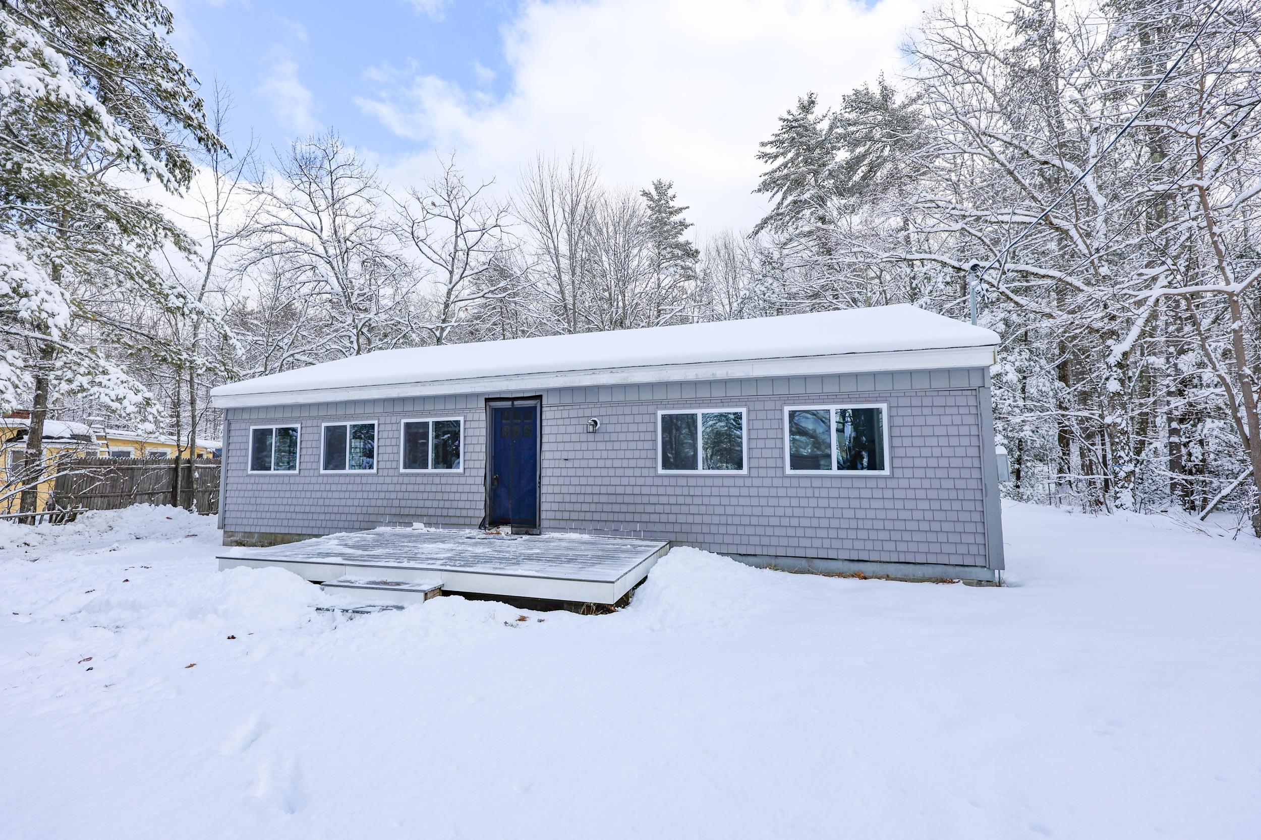 129 Mountain Base Rd, Goffstown, NH 03045