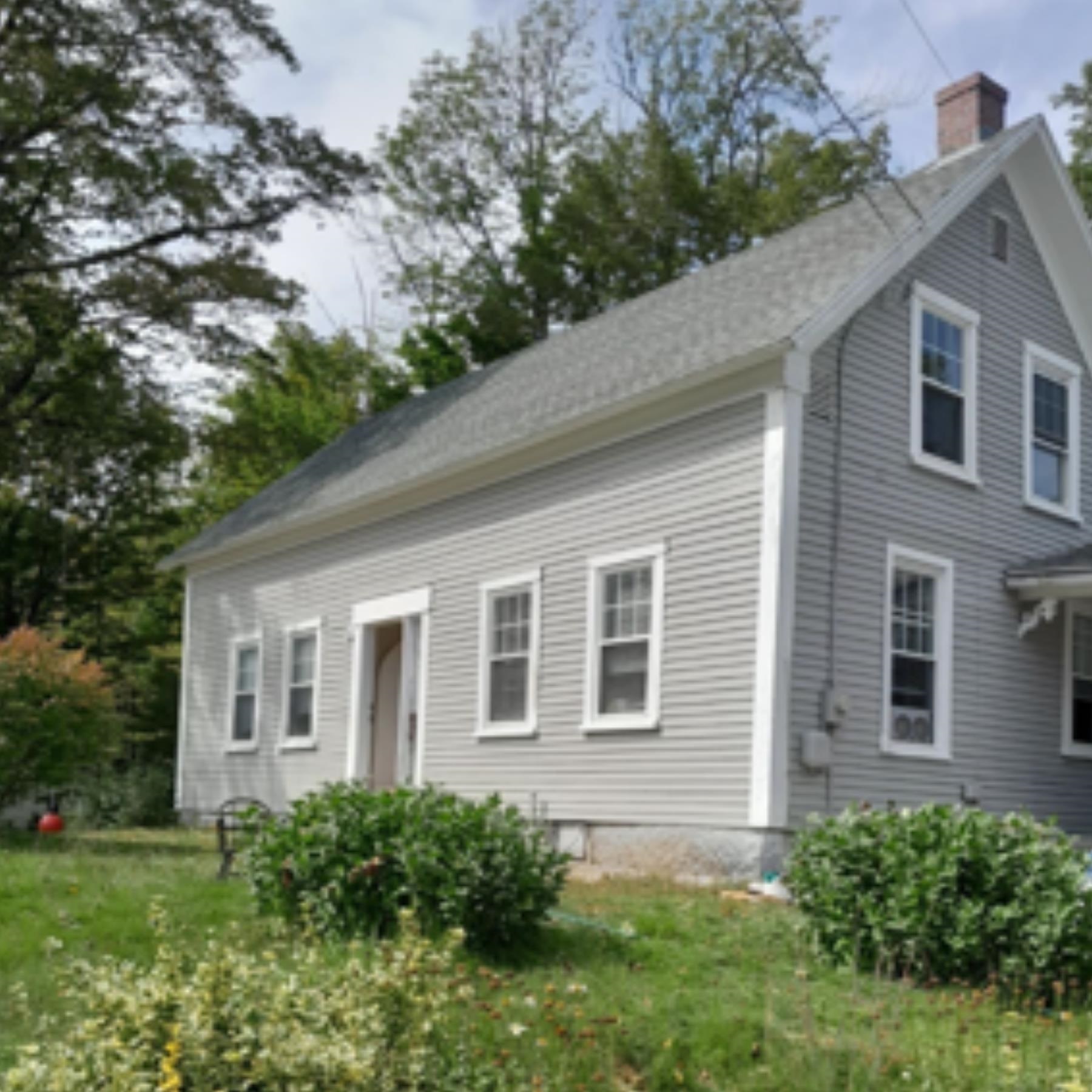 86 Bearcamp Hw, Tamworth, NH 03883