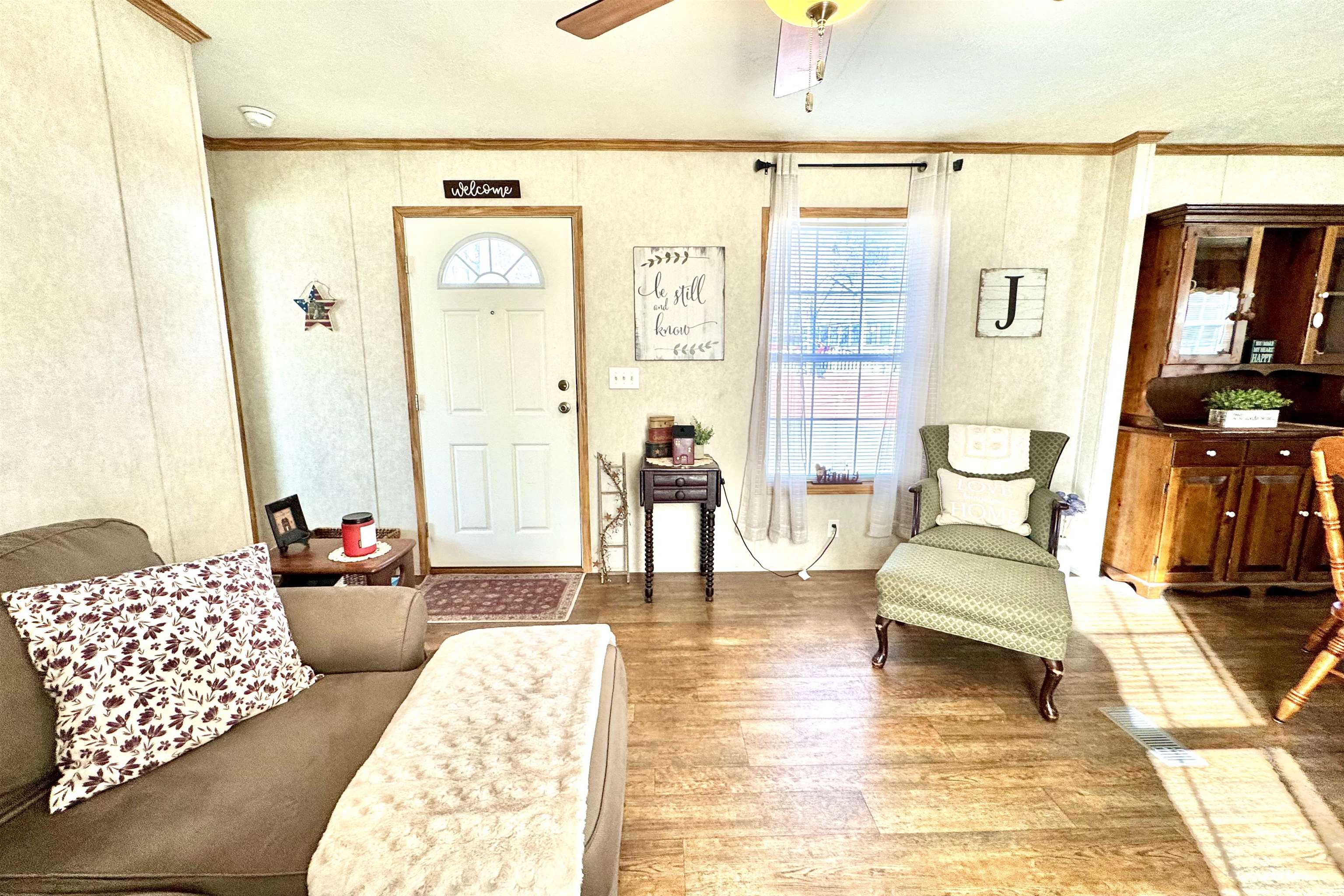 Homes for sale in Hudson, NH | 62 Mobile Dr, Hudson, NH 03051 | MLS# 5074430