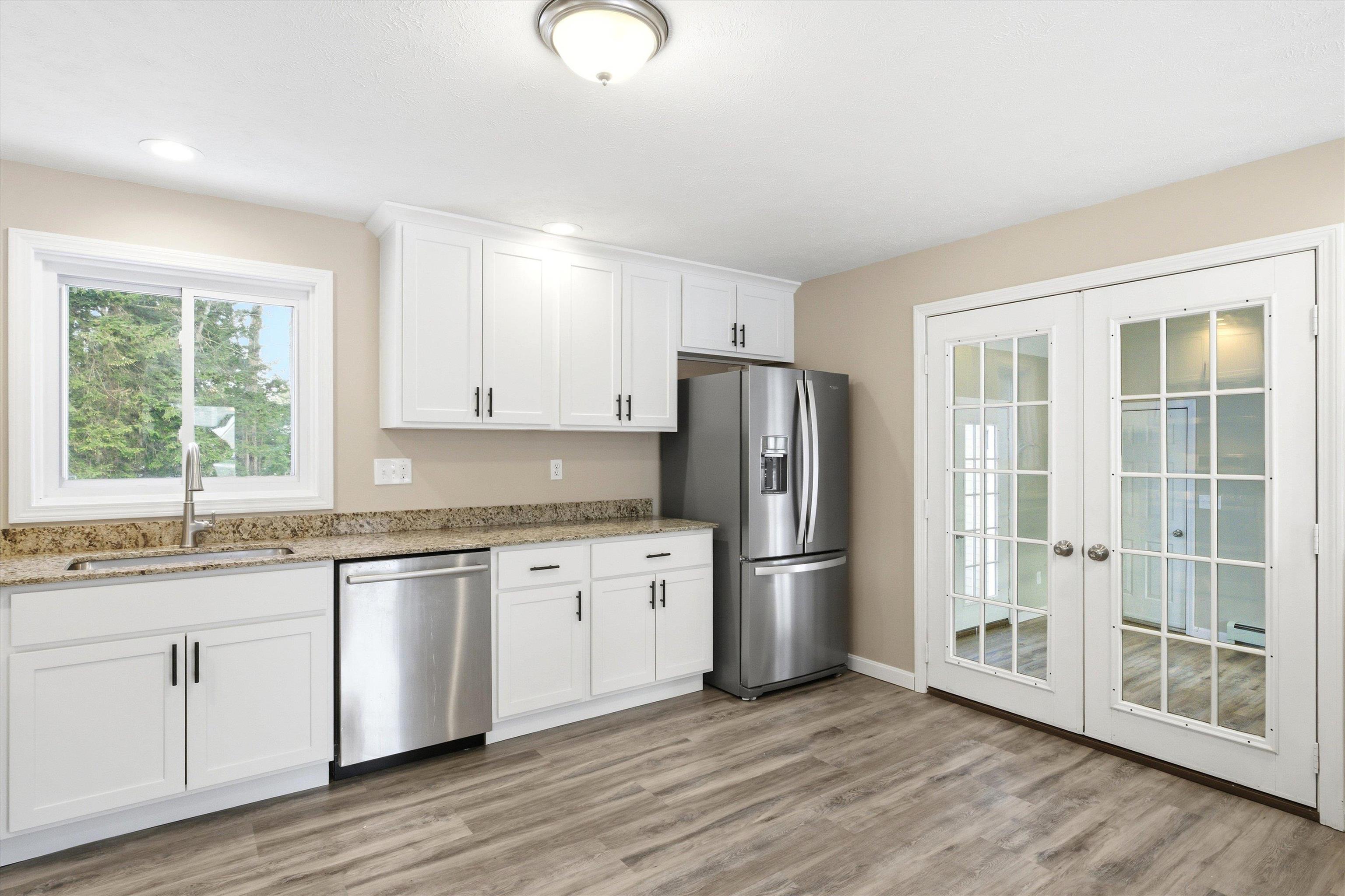 35 Peterson Cir, Concord, NH 03303