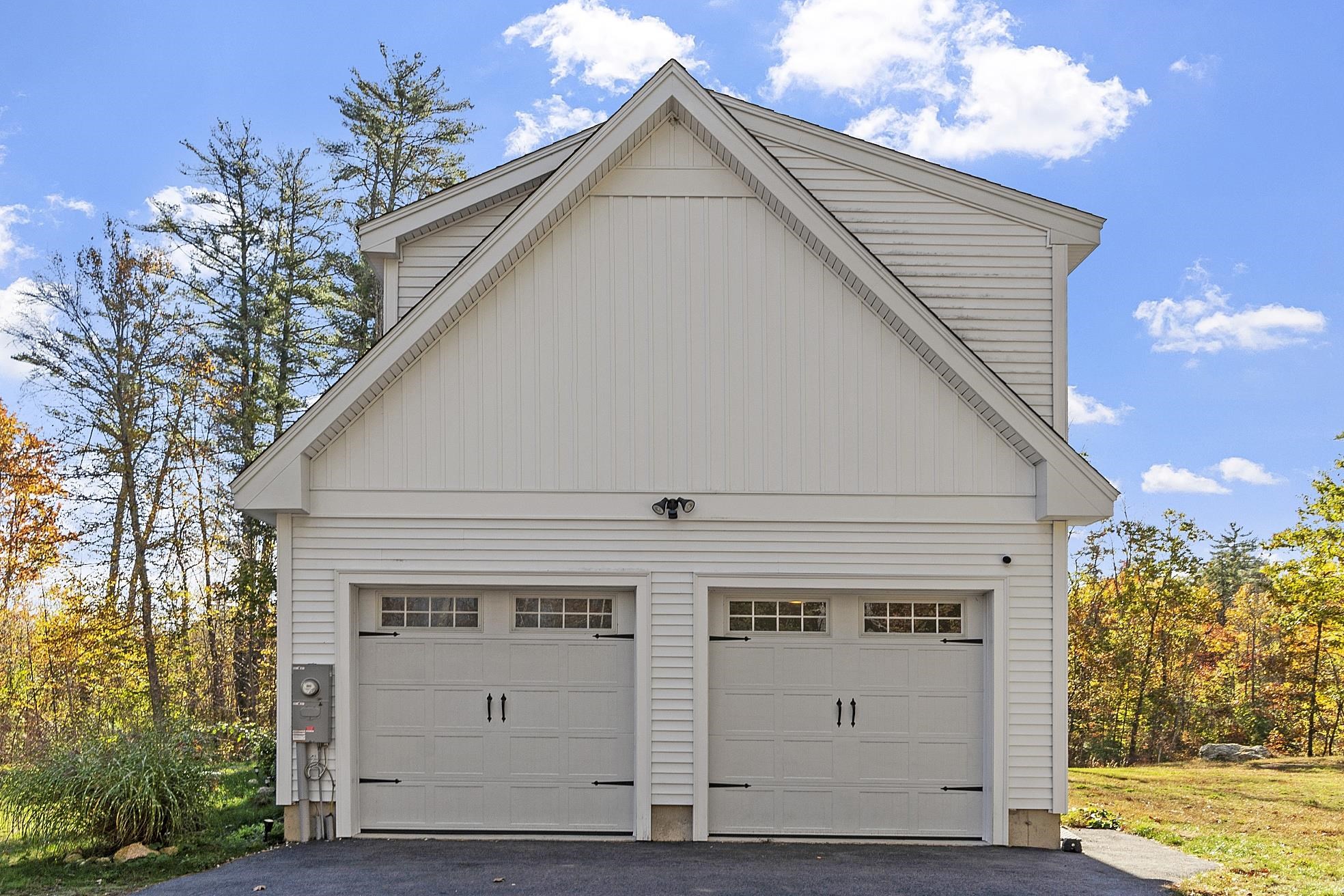 133 Smoke St, Barrington, NH 03825