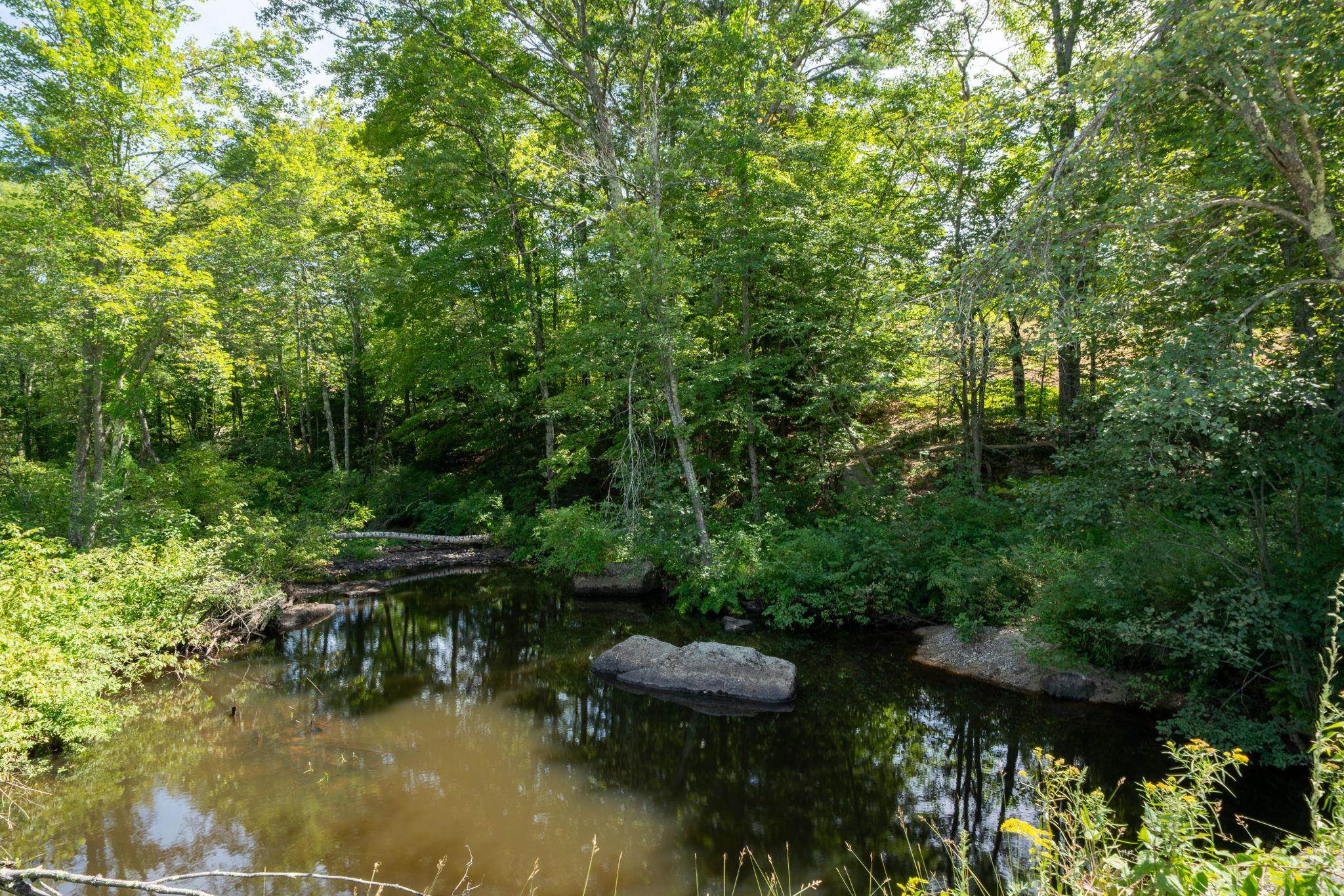 M7 L107 Gleason Falls Rd, Hillsborough, NH 03244