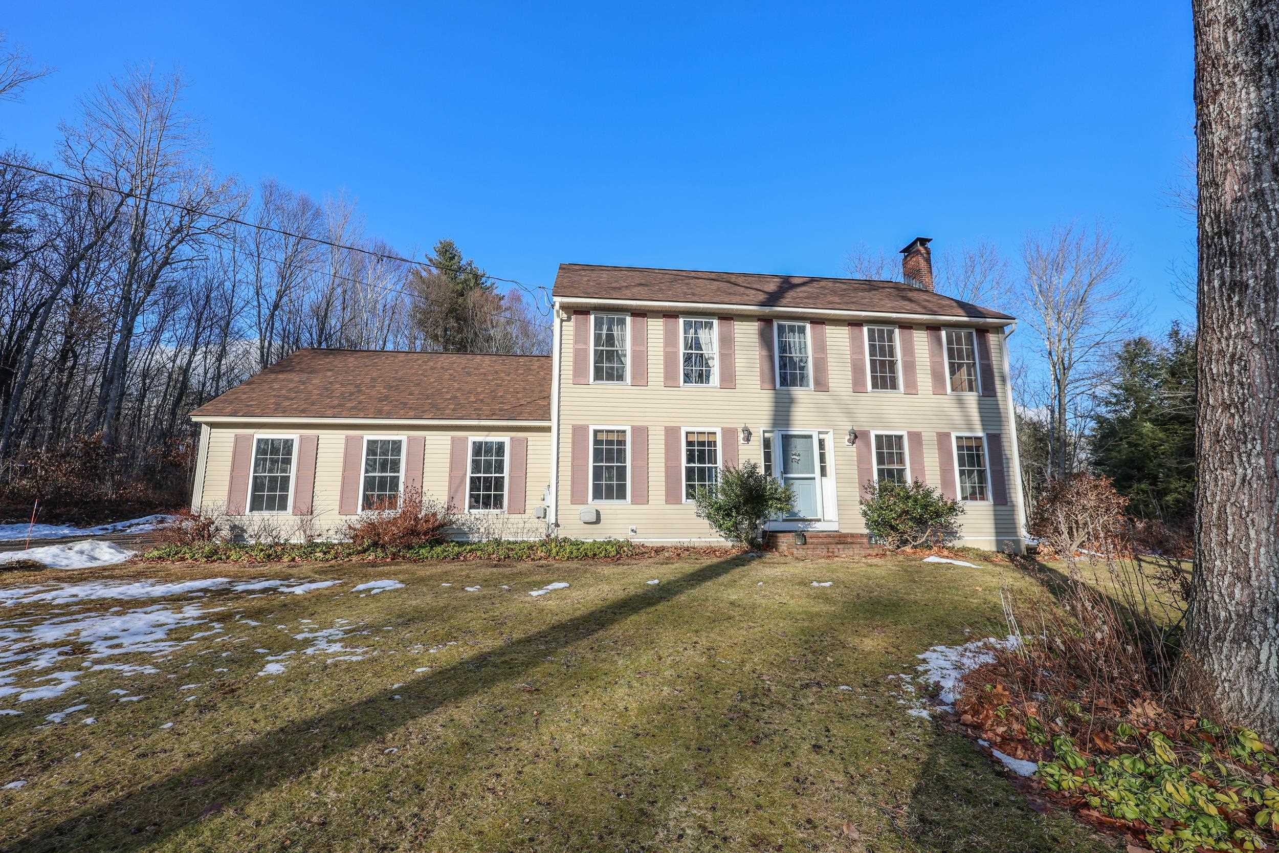 277 Prescott Rd, Epping, NH 03042