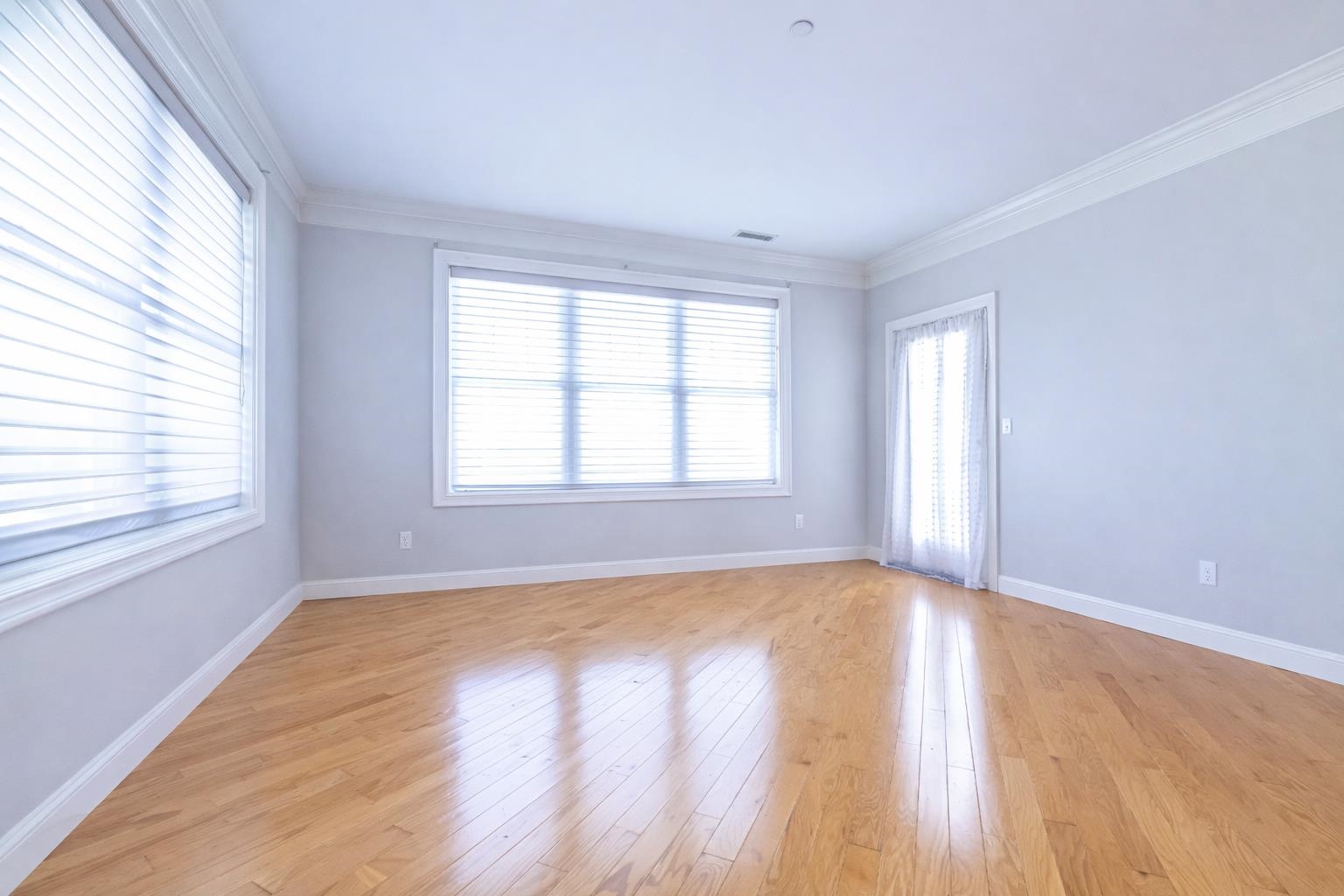 10 Braemoor Woods Rd #300, Salem, NH 03079