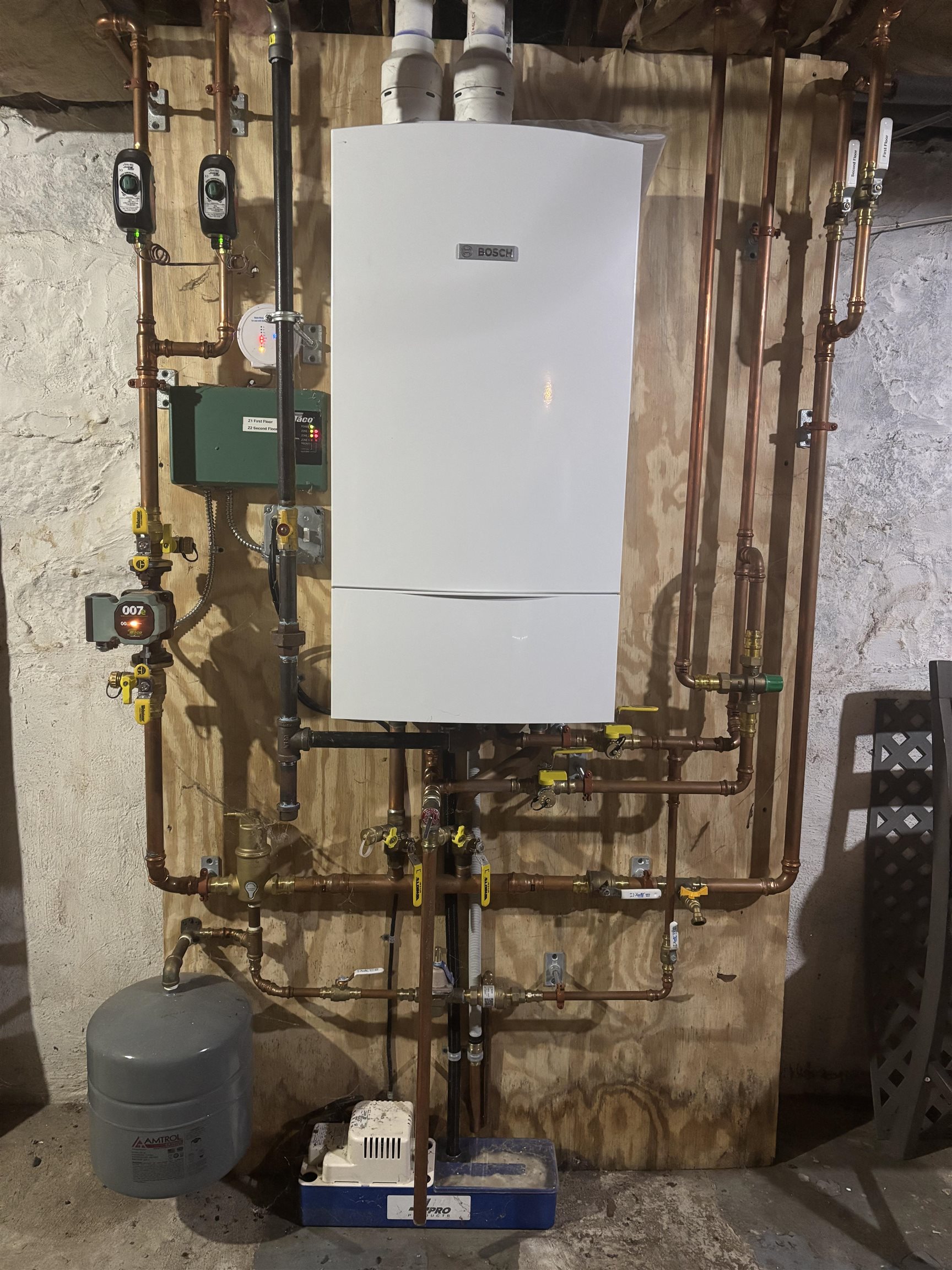 226 Jewett St, Manchester, NH 03103